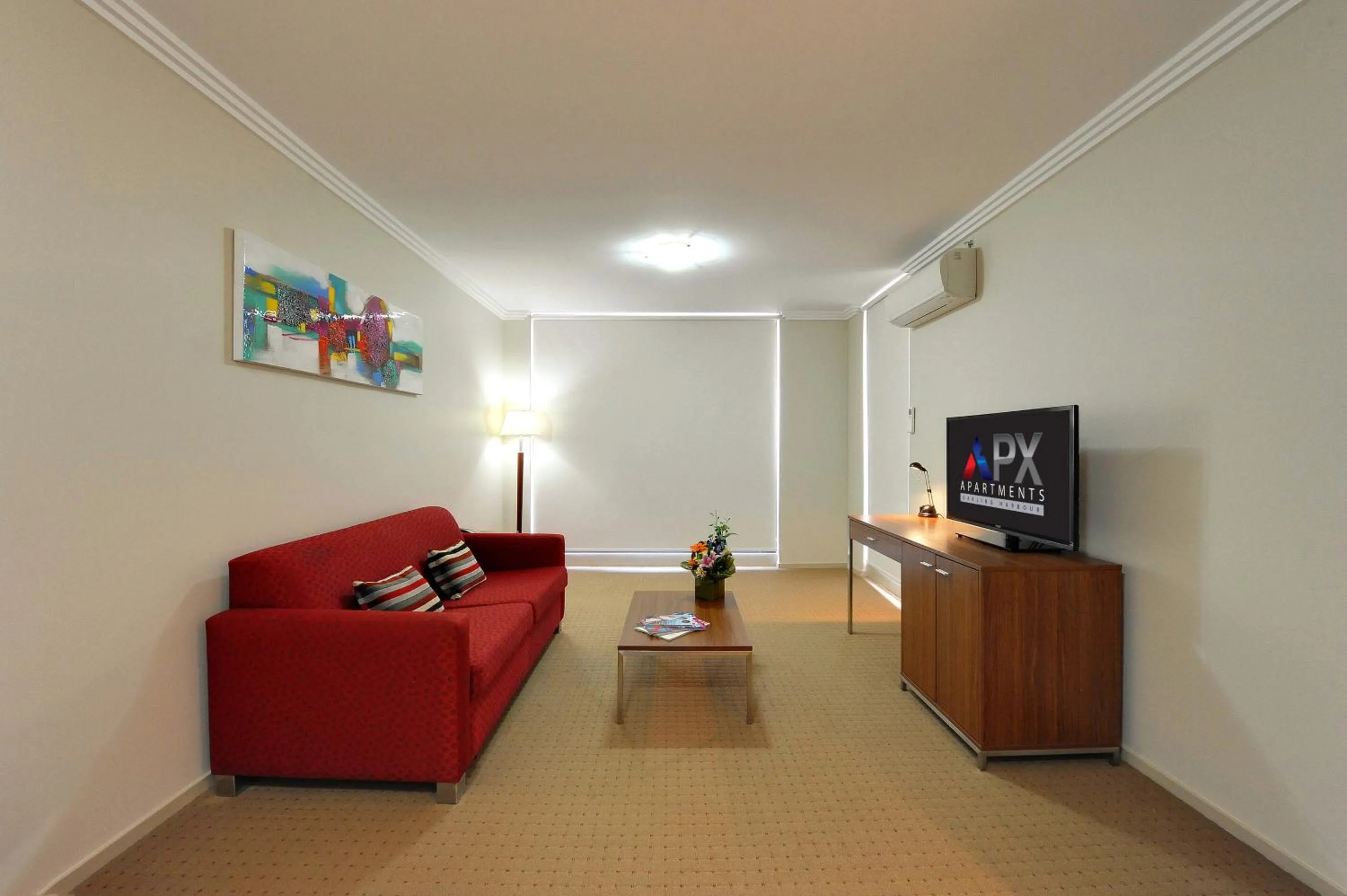 Communal lounge/ TV room in APX Darling Harbour