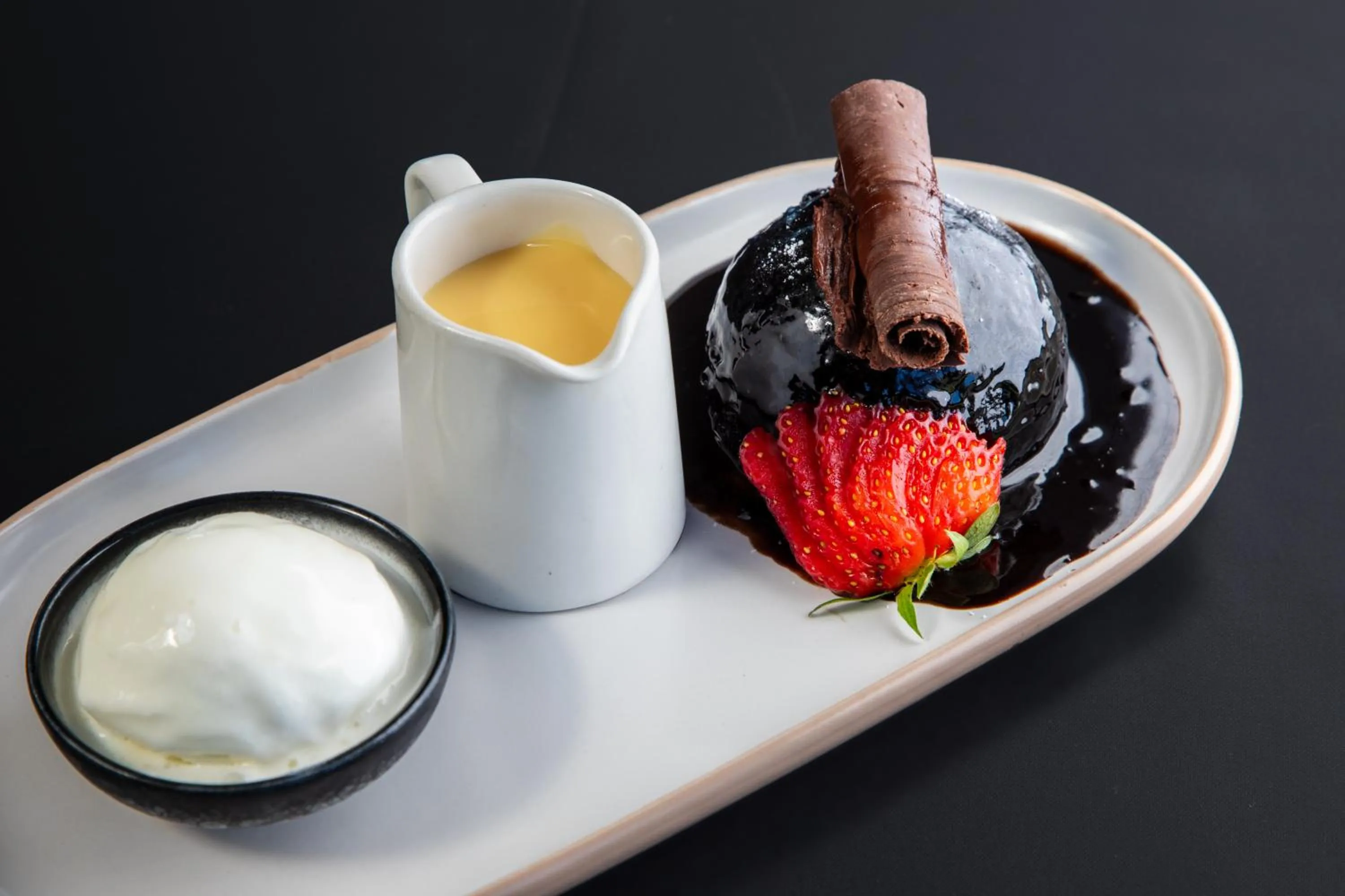 Restaurant/places to eat in Mandala Ace Albany Hotel