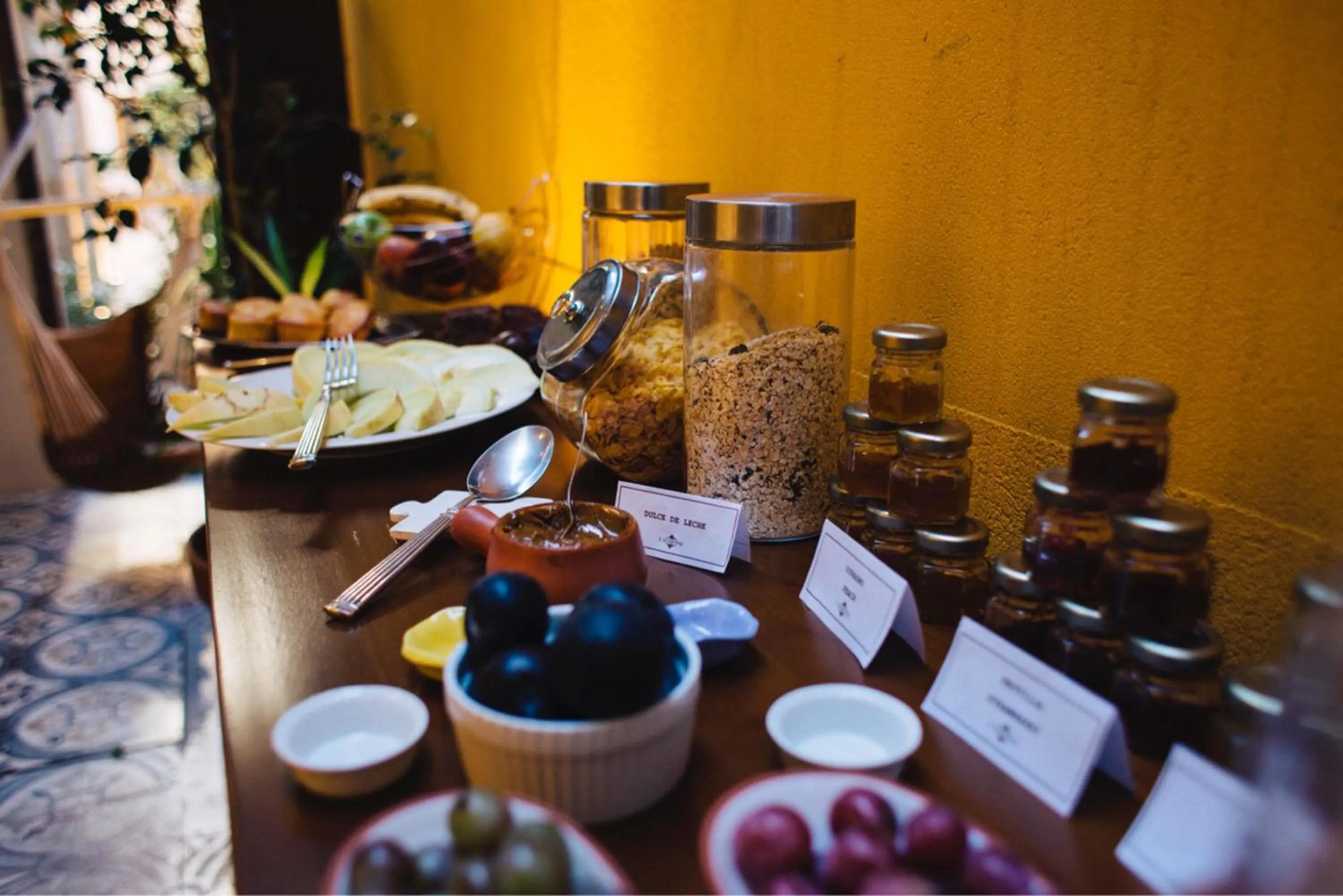 Food and drinks in L'Adresse Hôtel Boutique