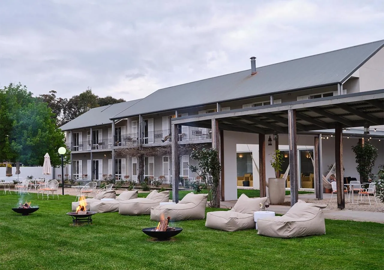 Seating area in Lancemore Milawa