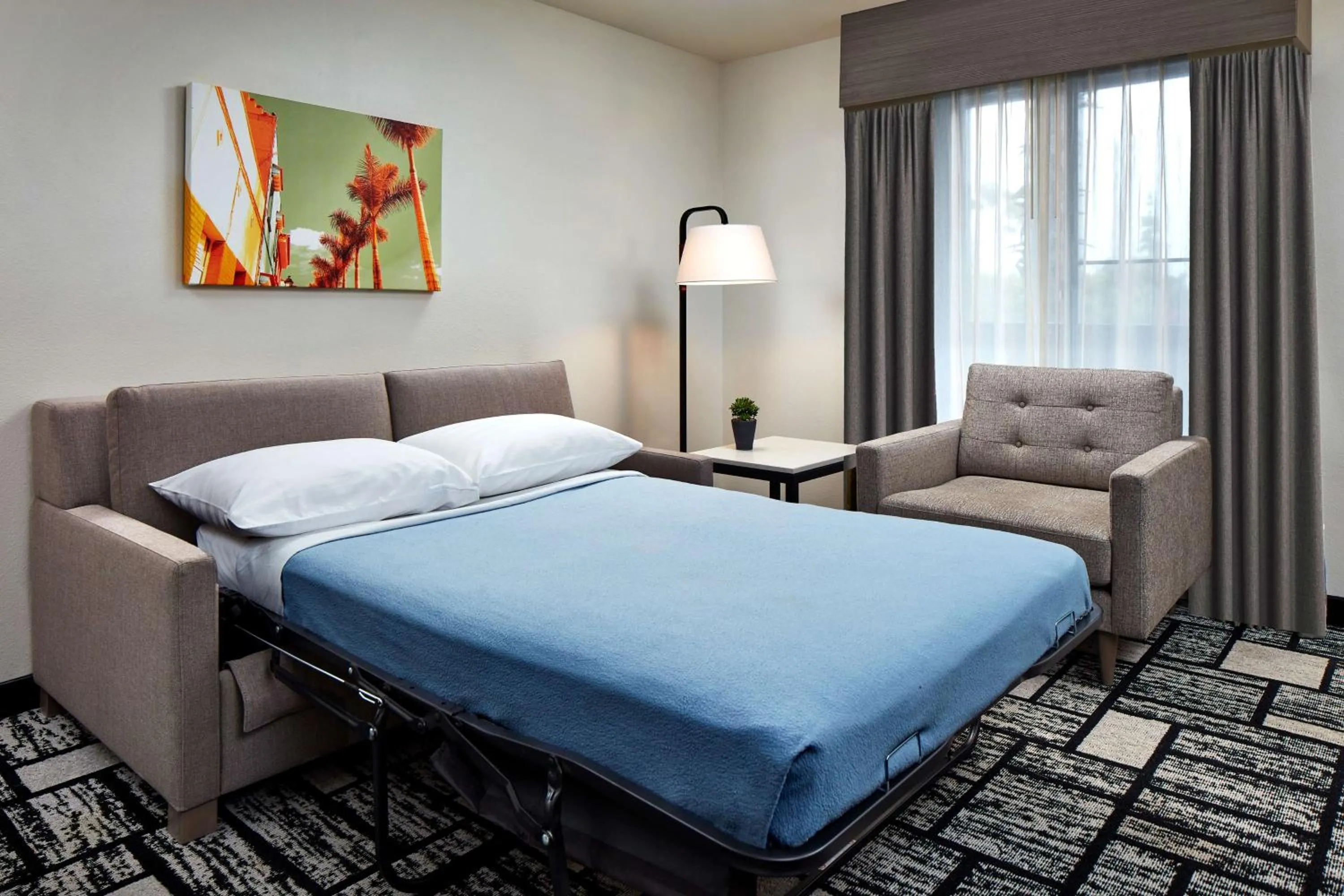 Bedroom, Bed in Best Western Plus Meridian Inn & Suites, Anaheim-Orange