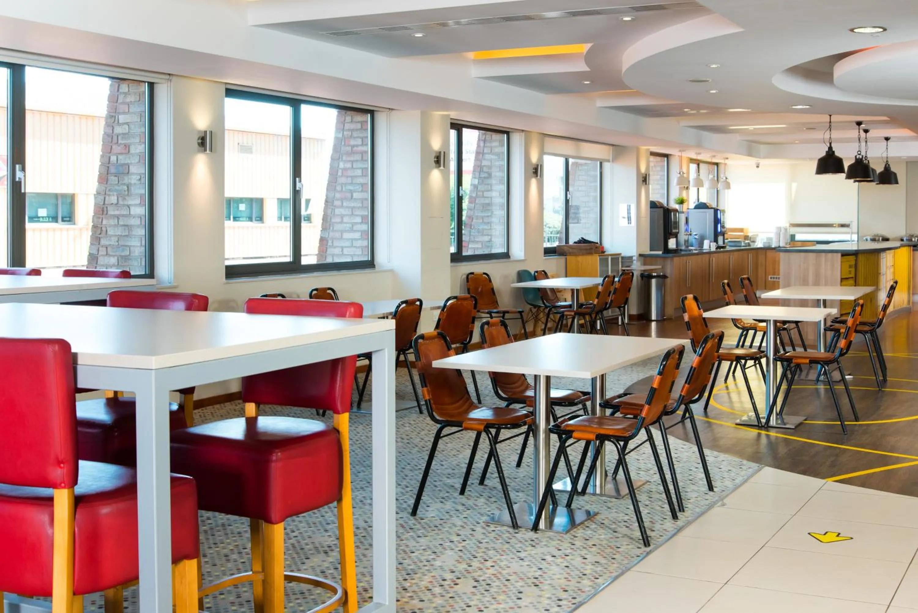 Restaurant/places to eat in ibis Styles Birmingham NEC & Airport
