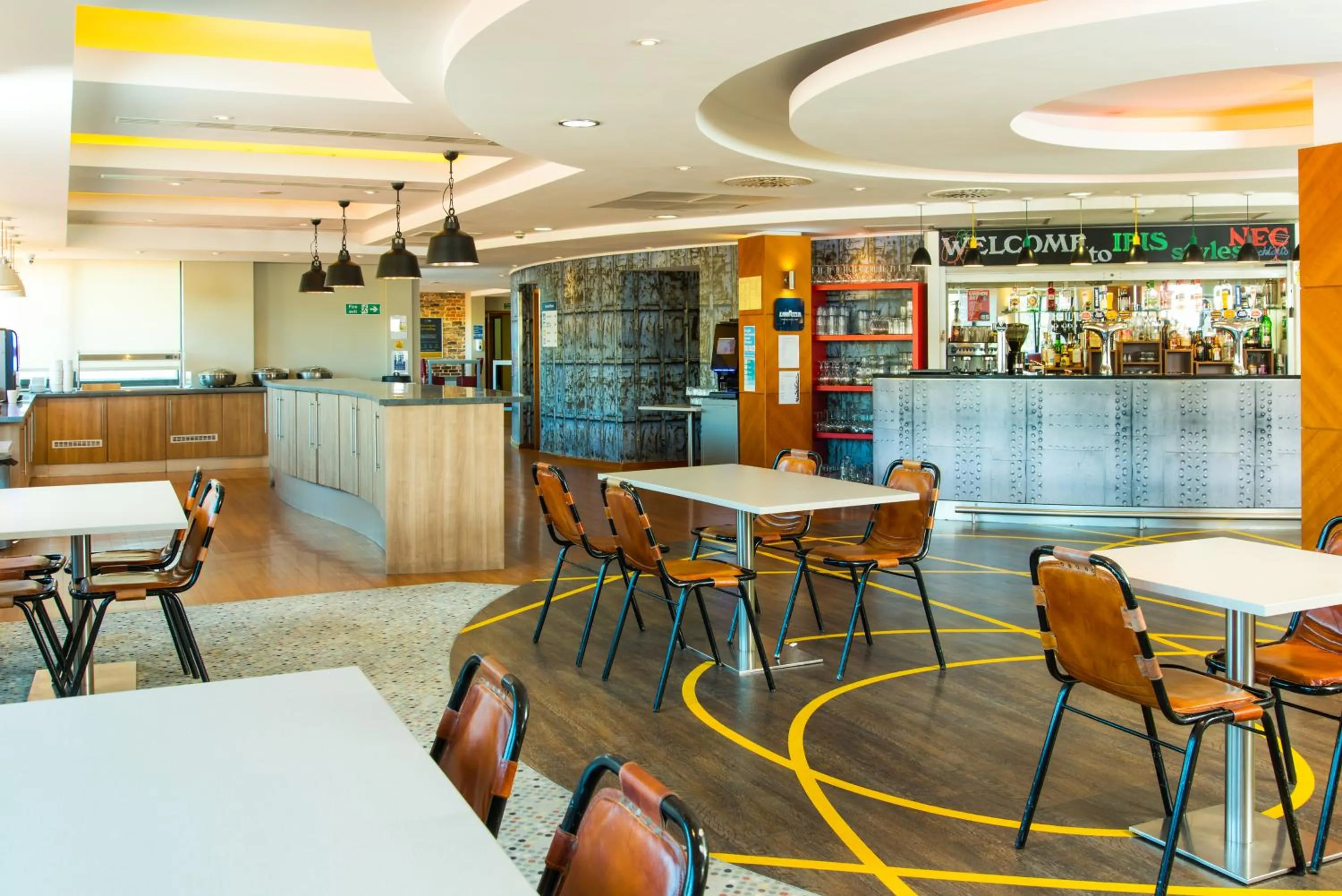 Restaurant/places to eat in ibis Styles Birmingham NEC & Airport