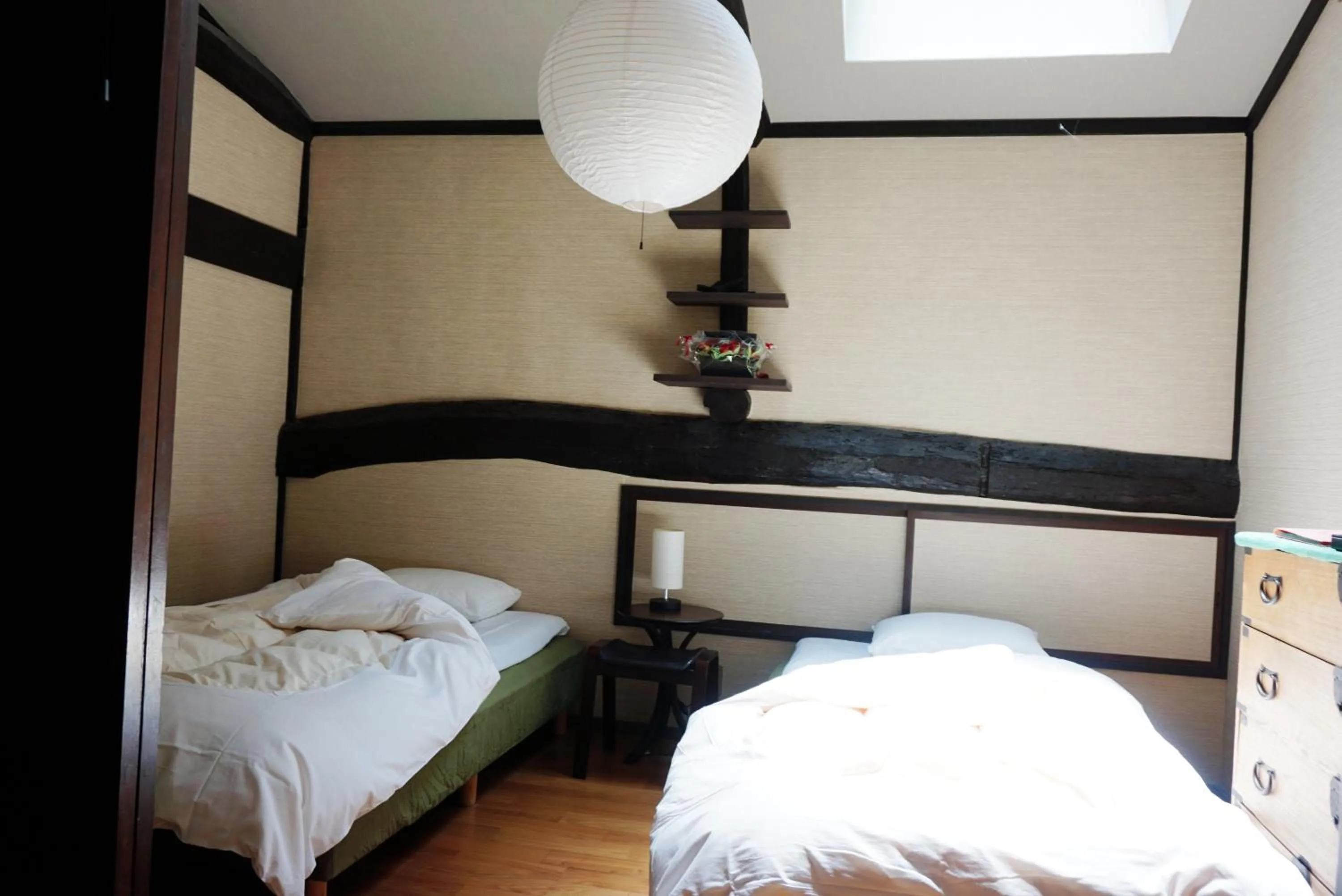 Bed in Honmachi Juku