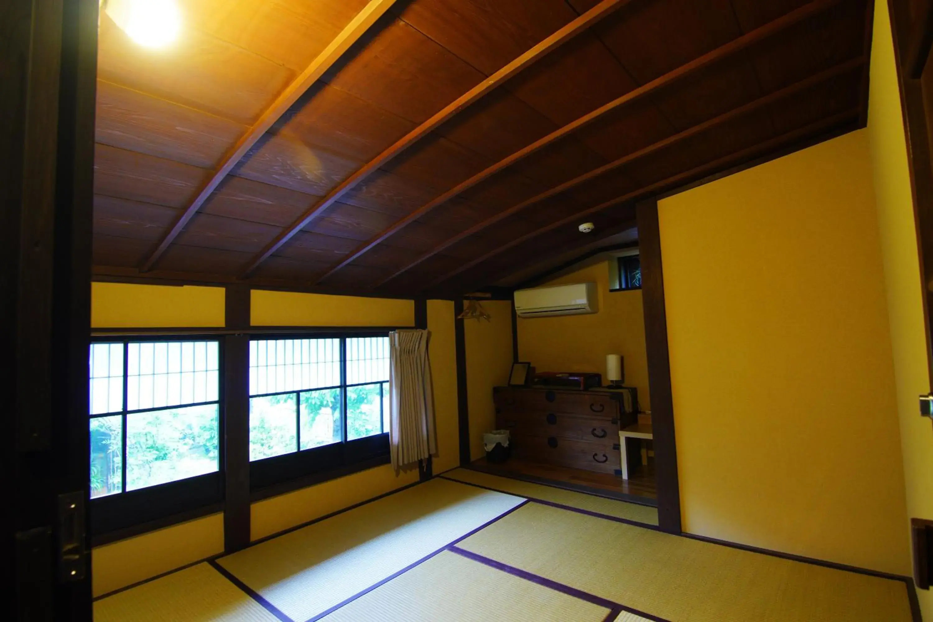 Standard Twin Room - single occupancy in Honmachi Juku Standard Twin Room - single occupancy in Honmachi Juku