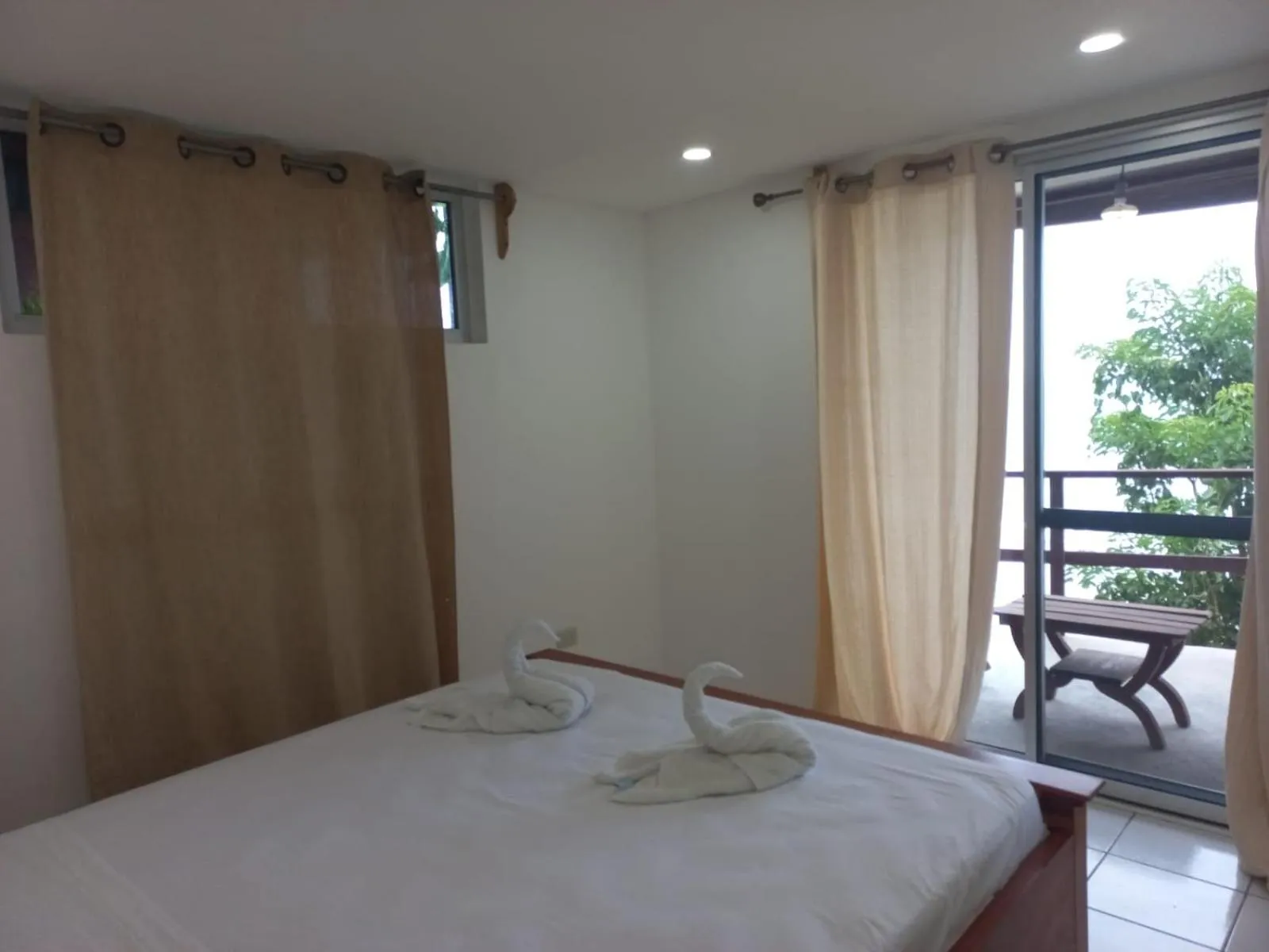 Bed in Magnific Rock - Surf Resort & Yoga Retreat Nicaragua