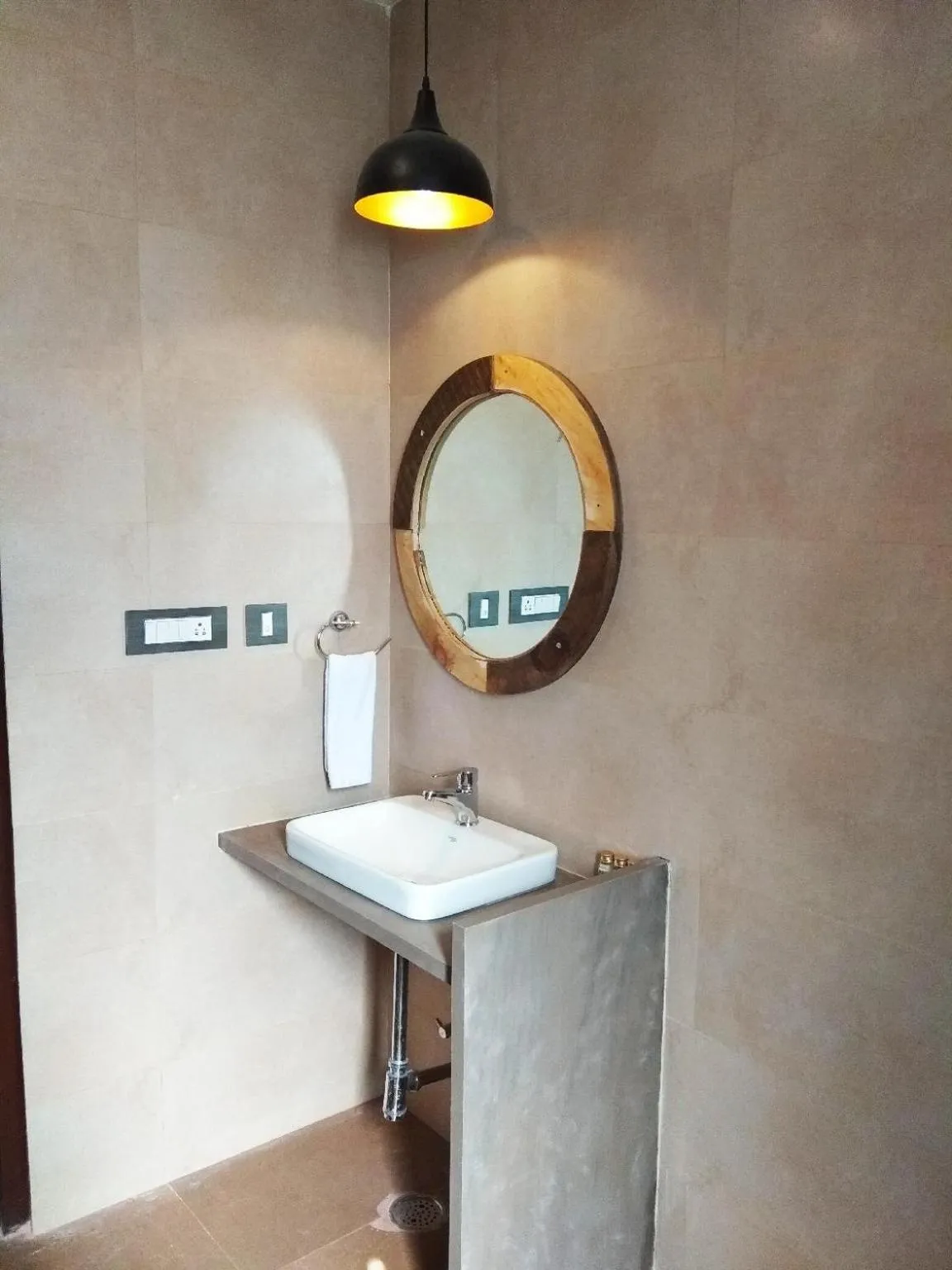 Bathroom in Riverarch Greenfields Resort