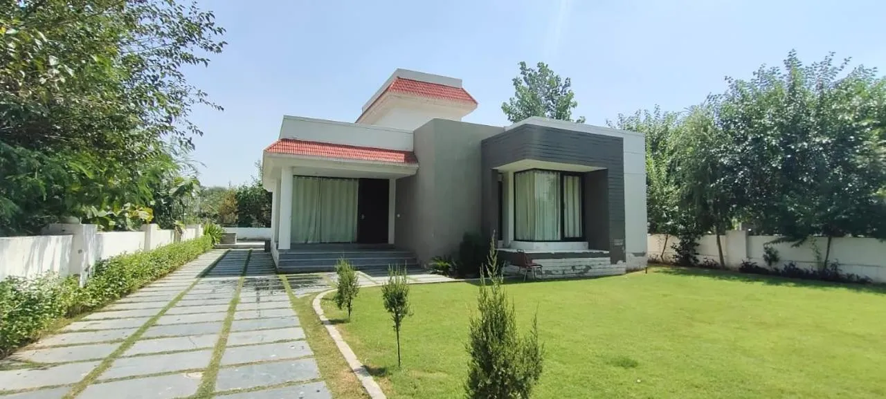 Garden view in Riverarch Greenfields Resort