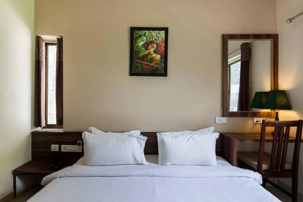 Bed in Riverarch Greenfields Resort