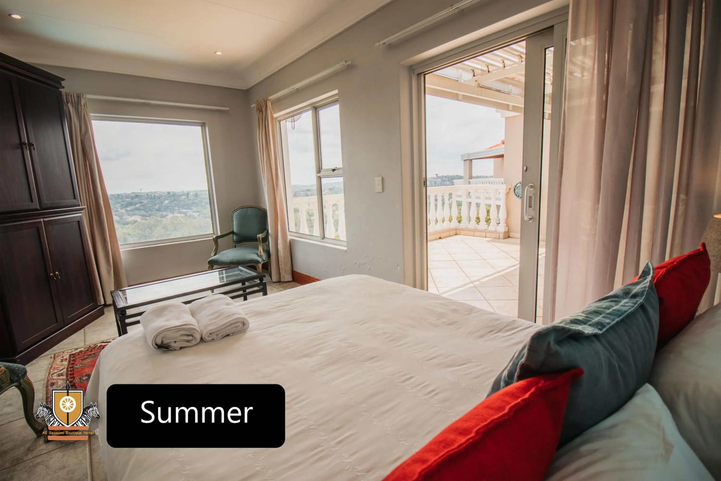 Bedroom, Bed in All Seasons Boutique Hotel - Sustainable Electricity and Water