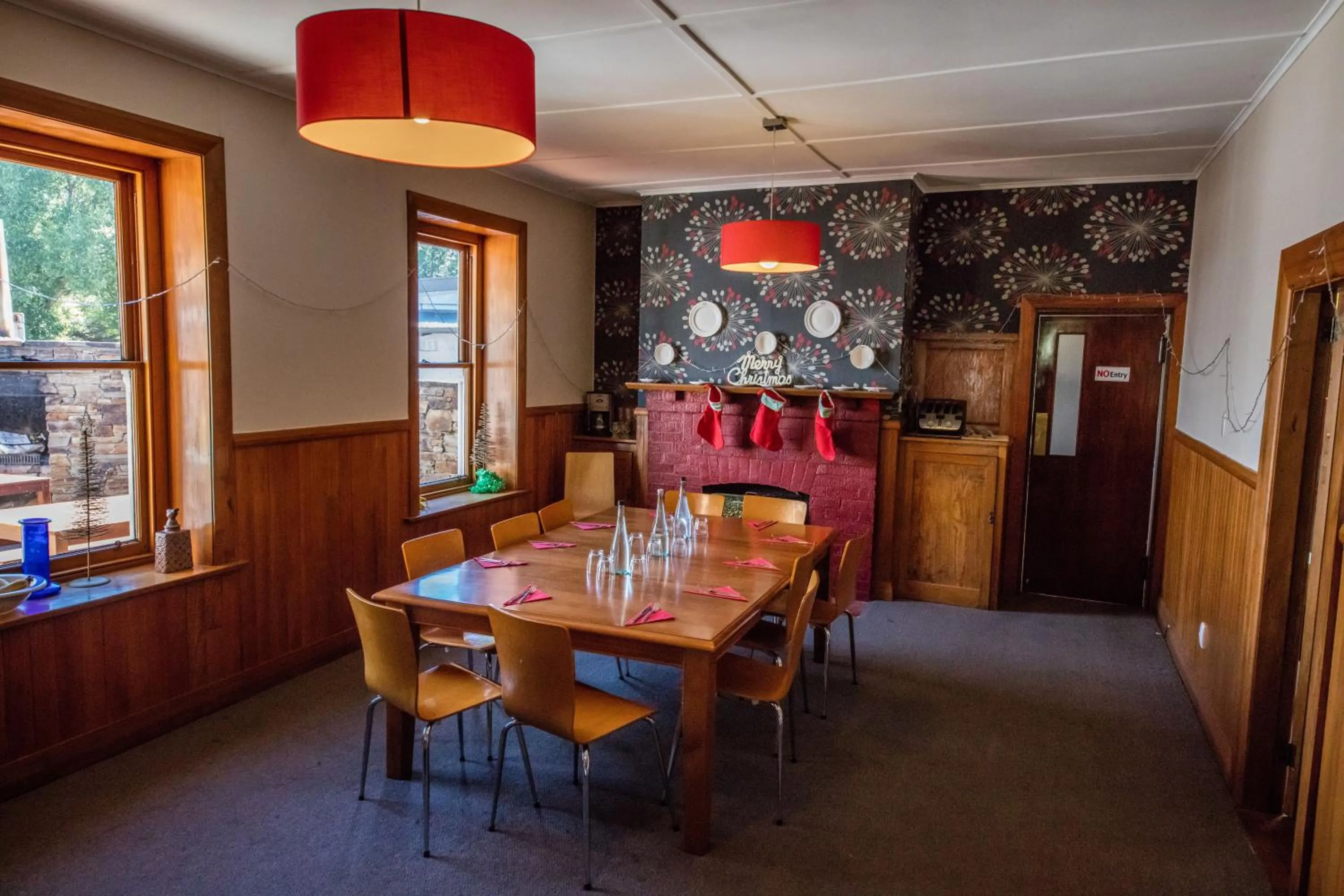 Dining area in Waipiata Country Hotel