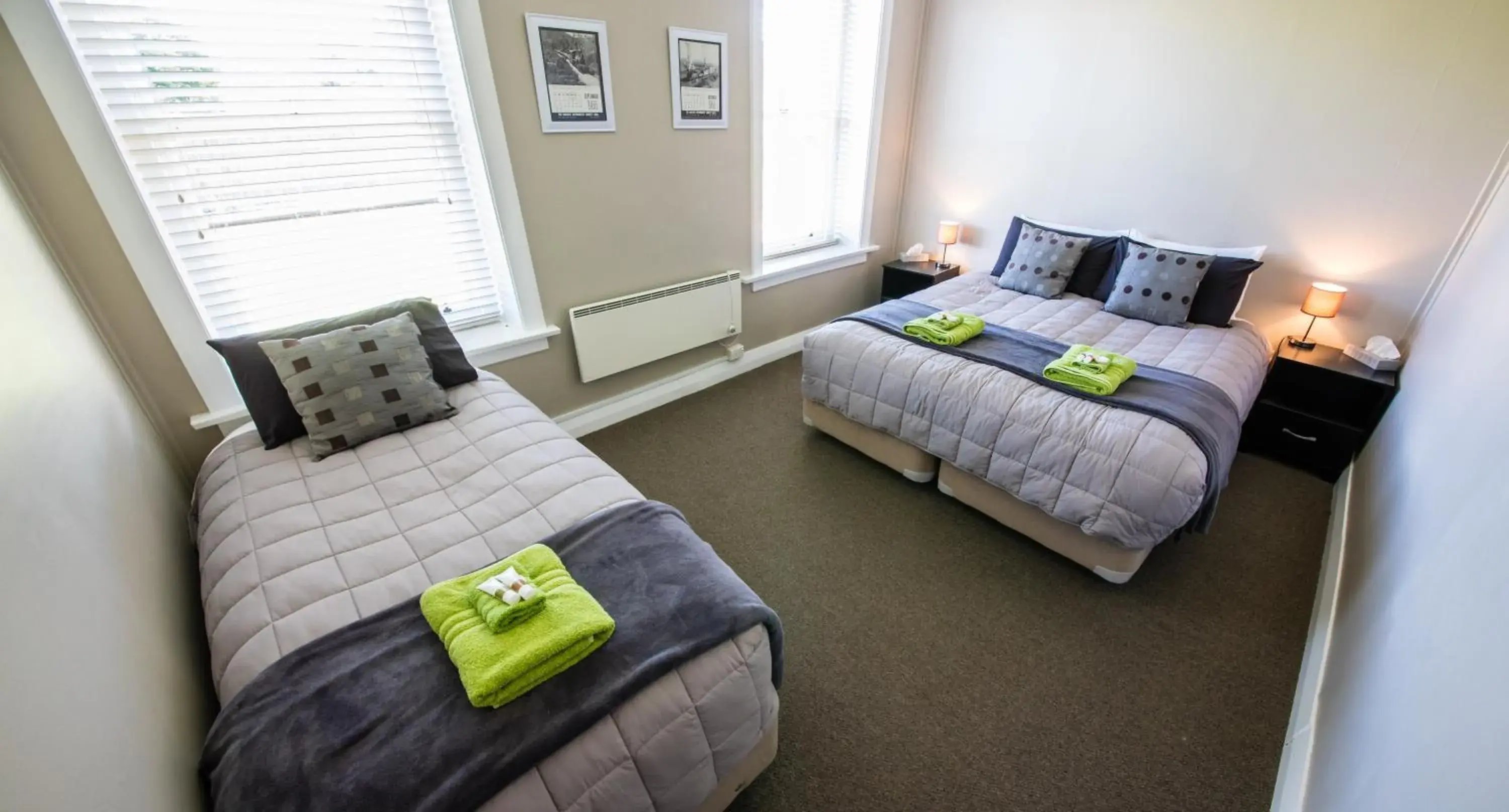 Family Room with Shared Bathroom in Waipiata Country Hotel Family Room with Shared Bathroom in Waipiata Country Hotel
