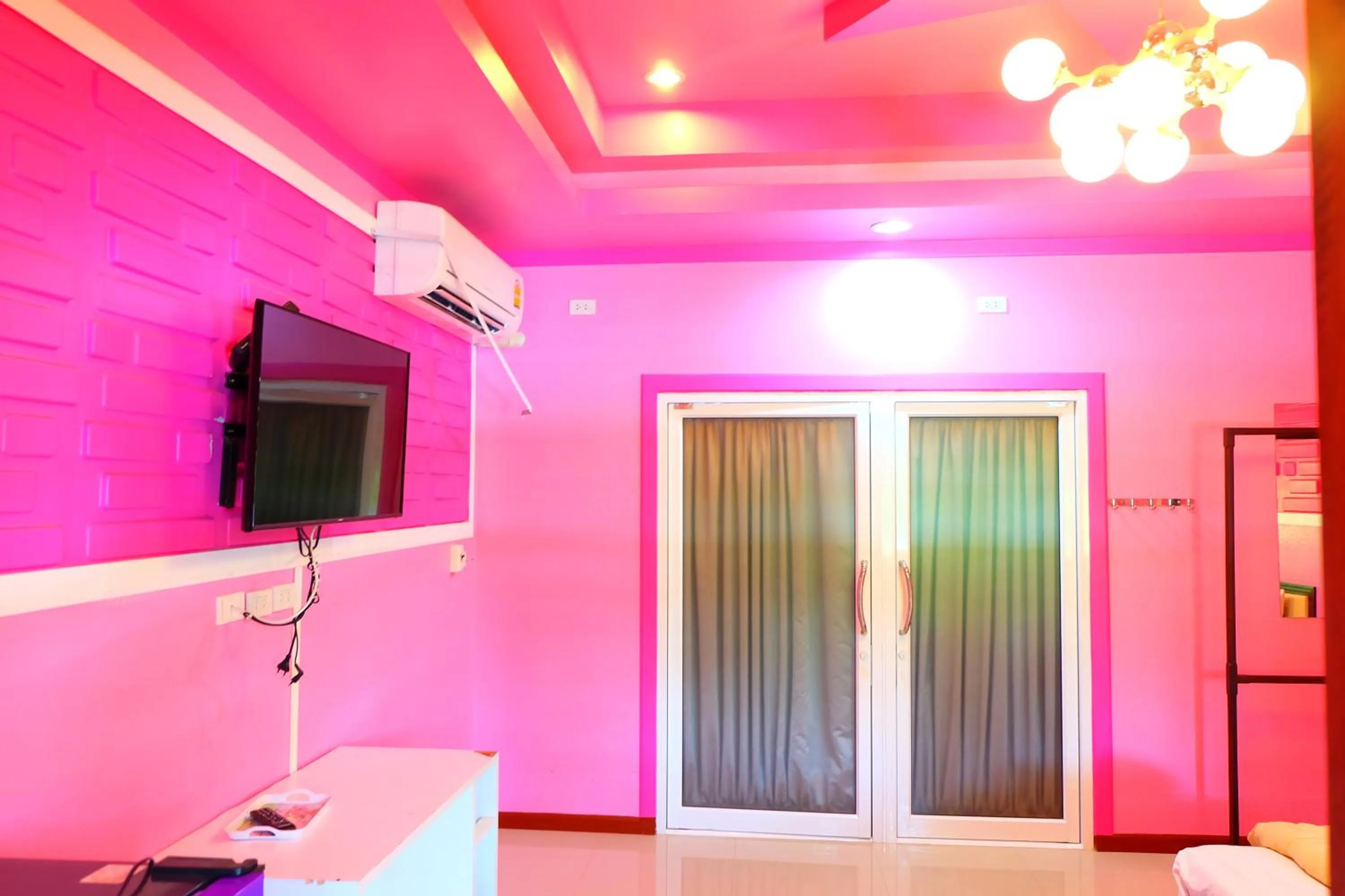 TV and multimedia in Rak Kun Resort 2