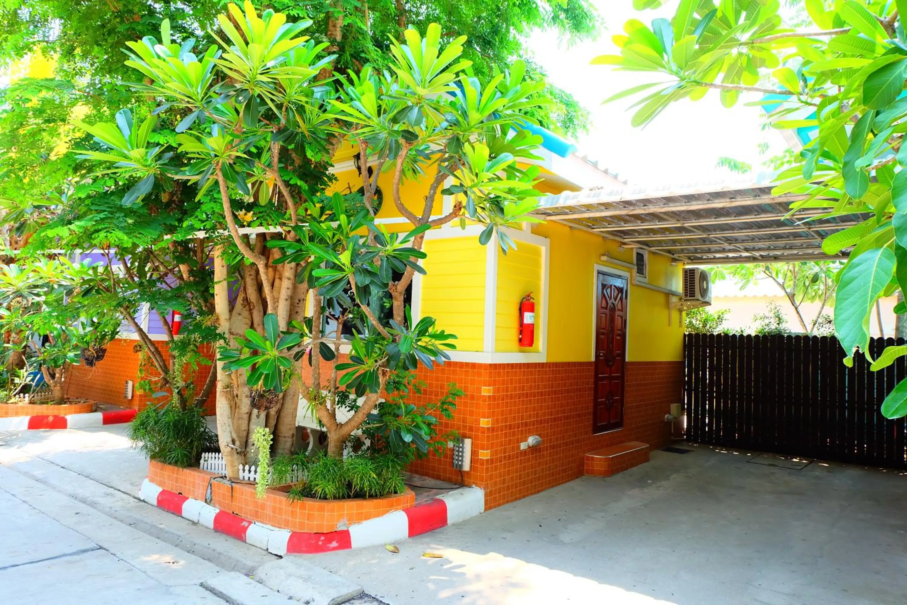 Property building in Rak Kun Resort 2