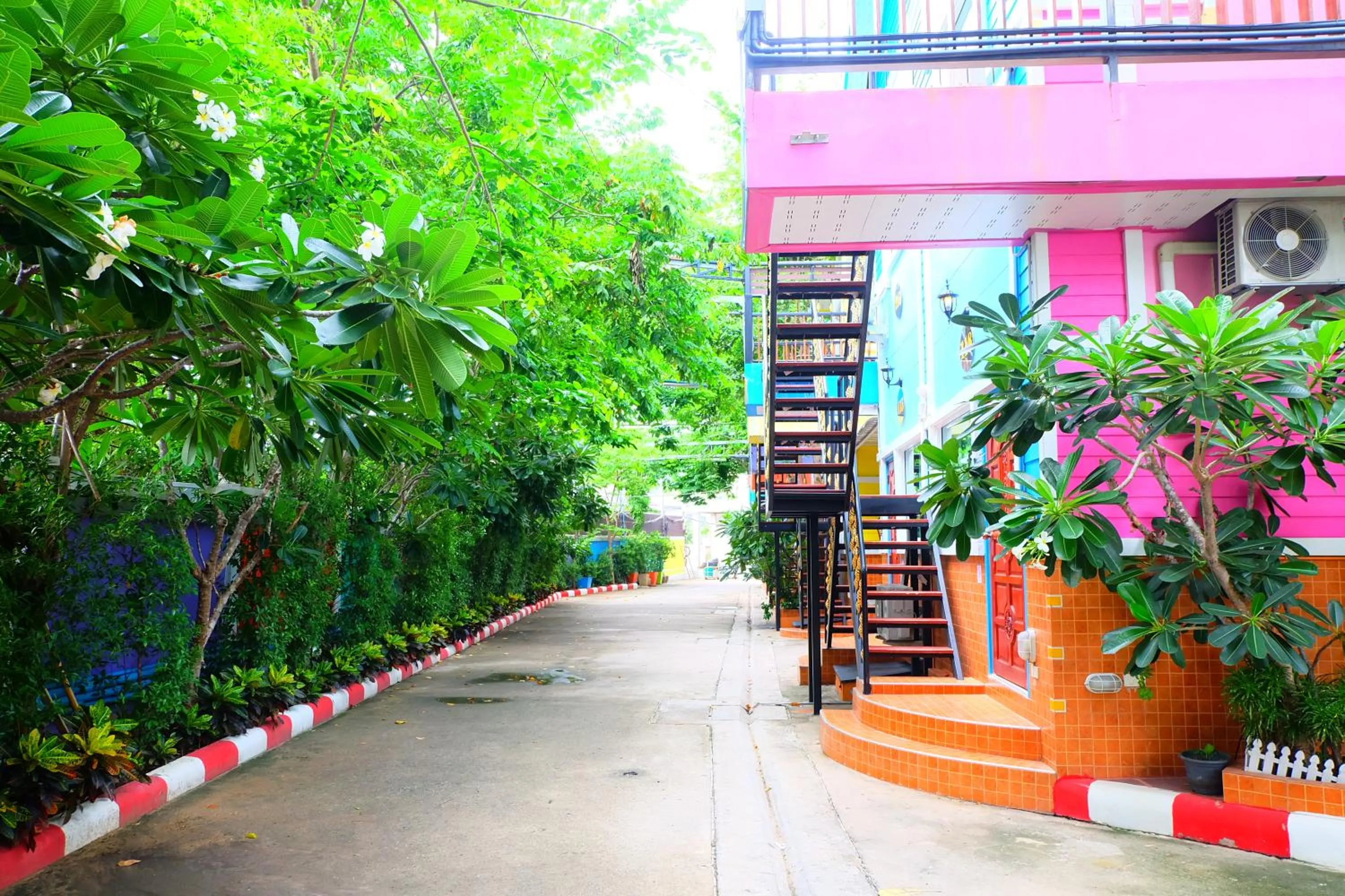 Property building in Rak Kun Resort 2