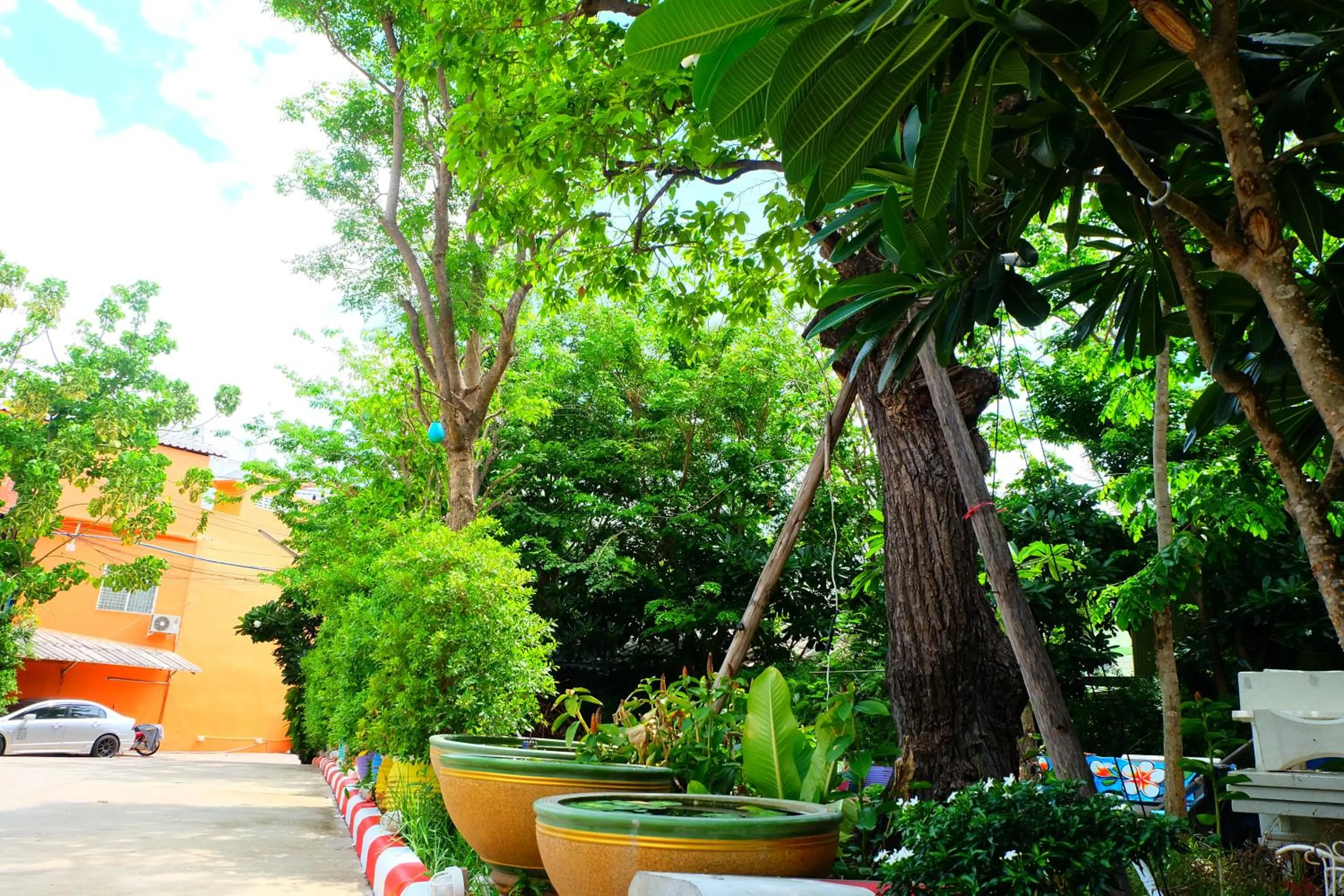 Property building in Rak Kun Resort 2