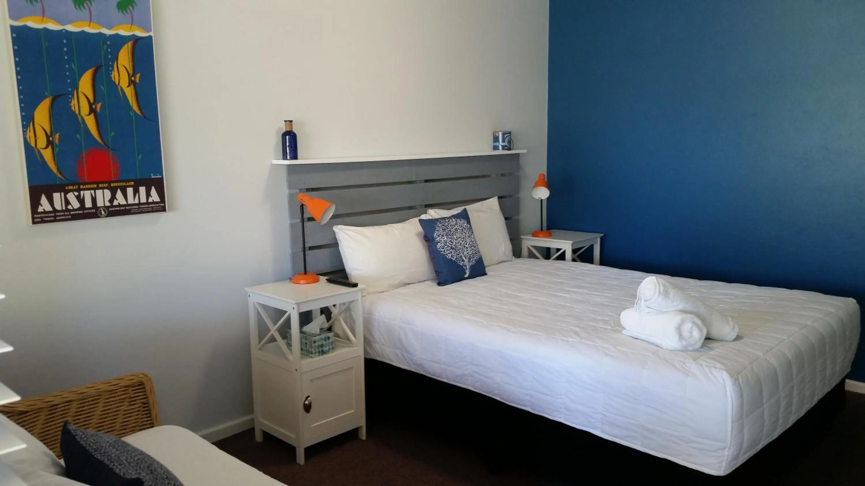 Decorative detail, Bed in Karuah Gardens Motel