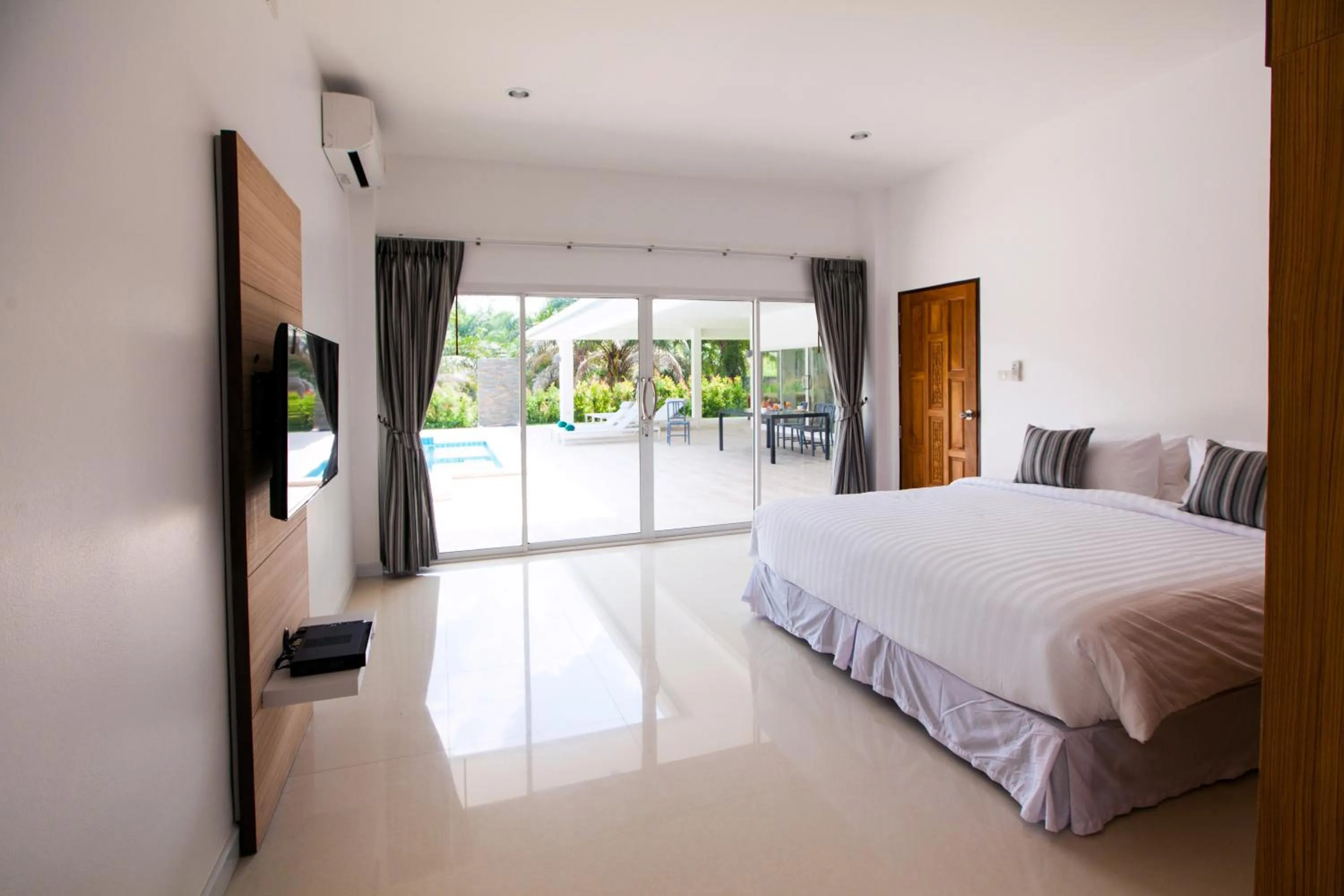 Bedroom, Bed in Baan Anna