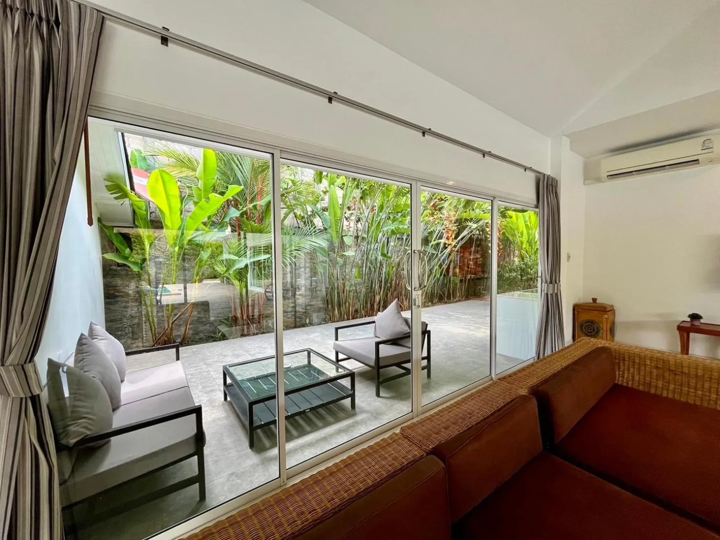 Property building in Baan Anna