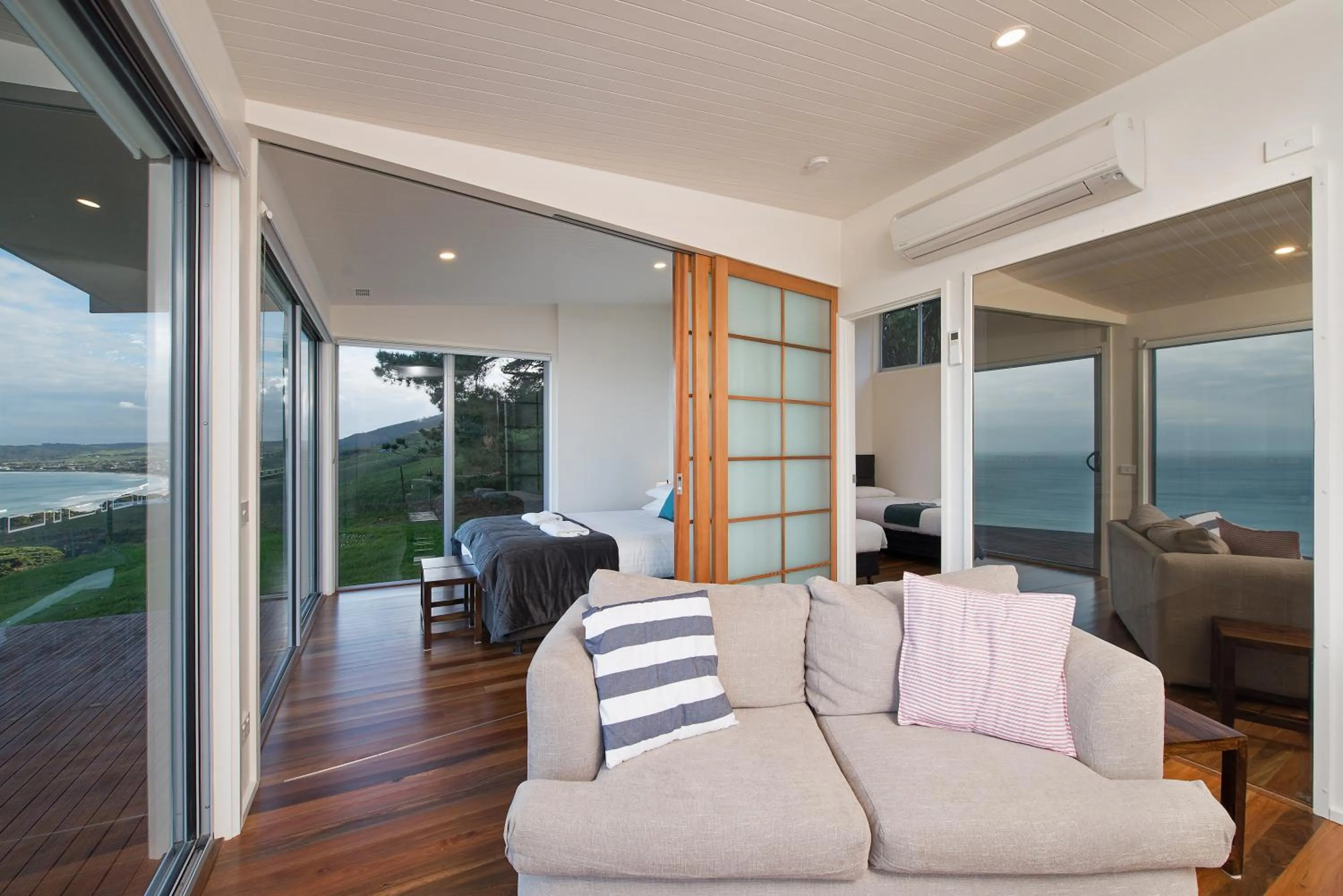 Living room in Seafarers Getaway