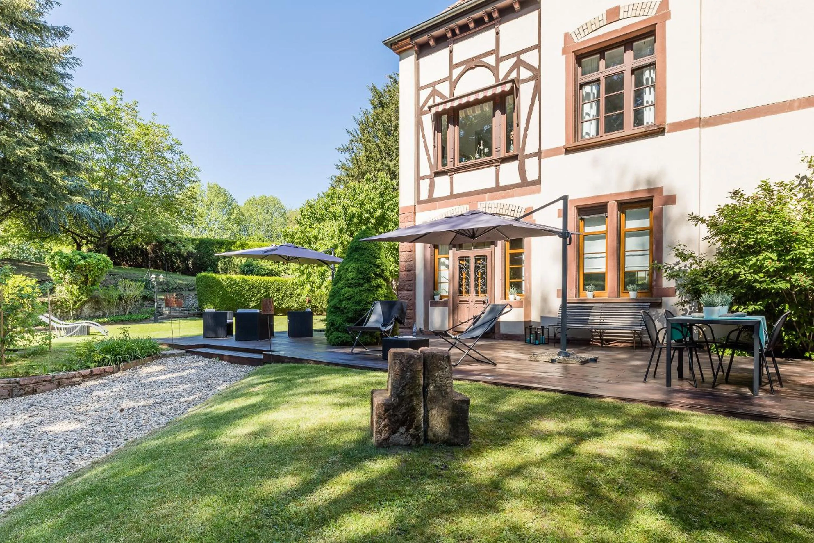 Garden in Chambre d'hôtes Du côté des remparts