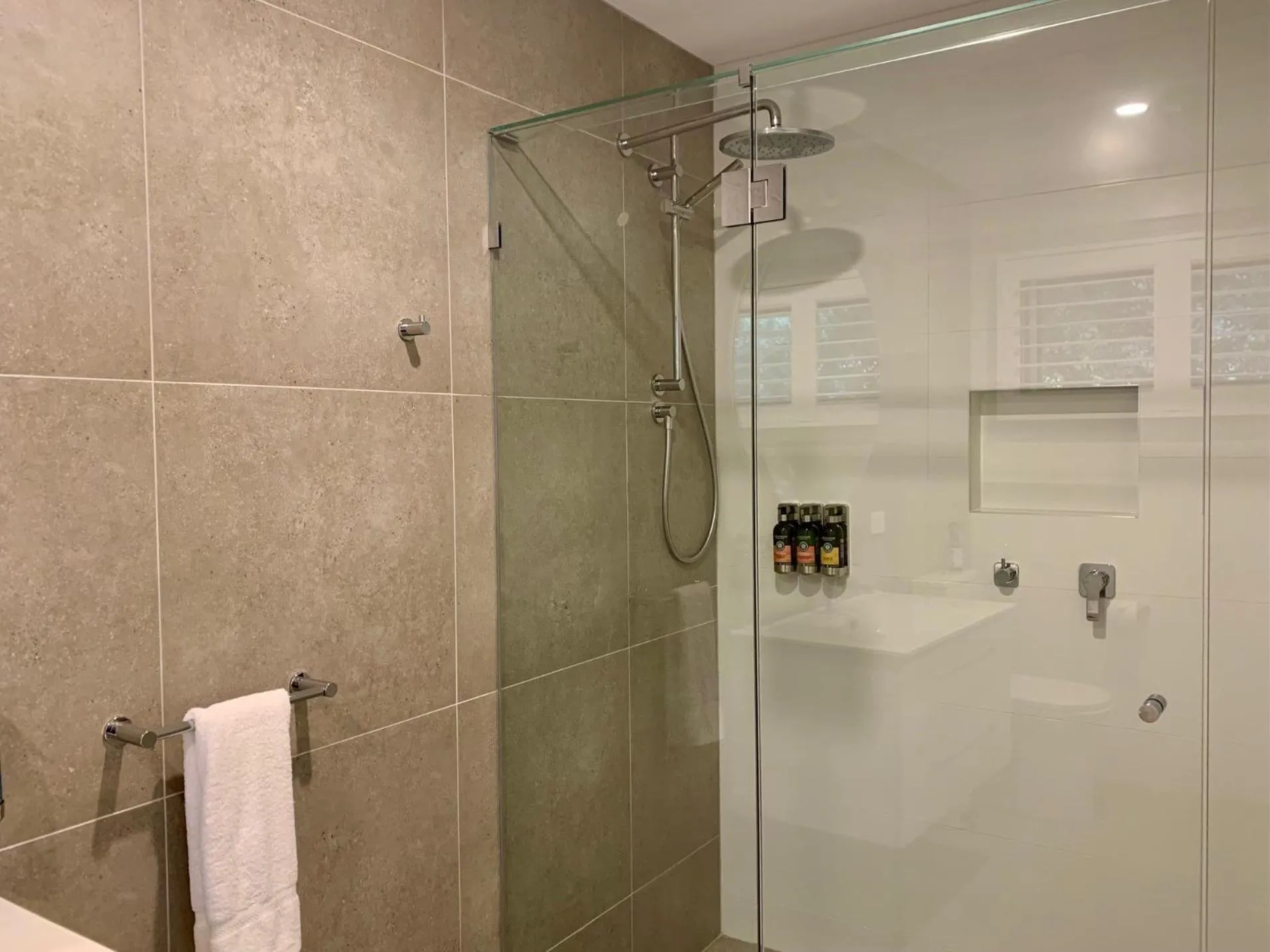 Shower in Yering Gorge Cottages