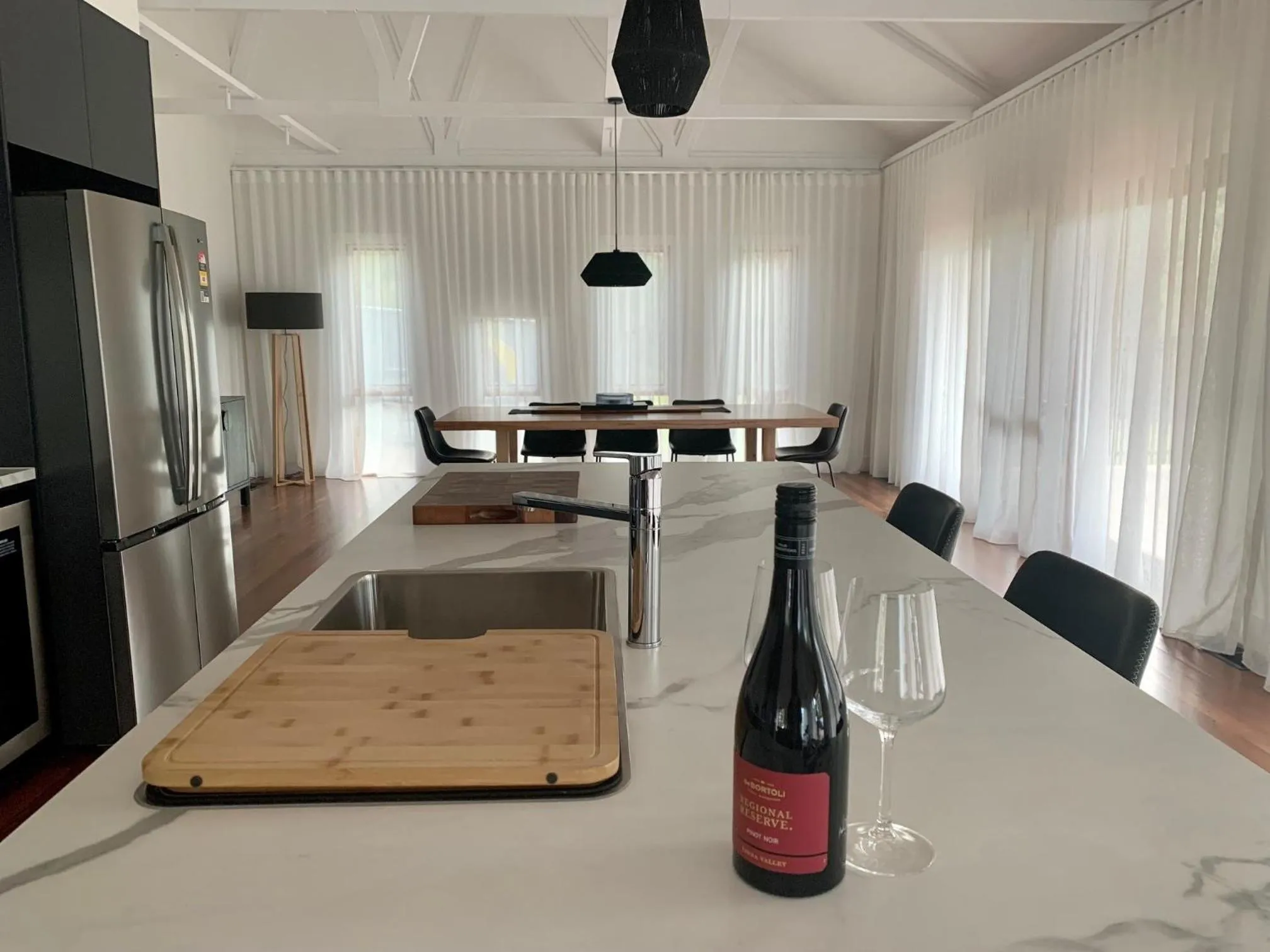 Dining area in Yering Gorge Cottages