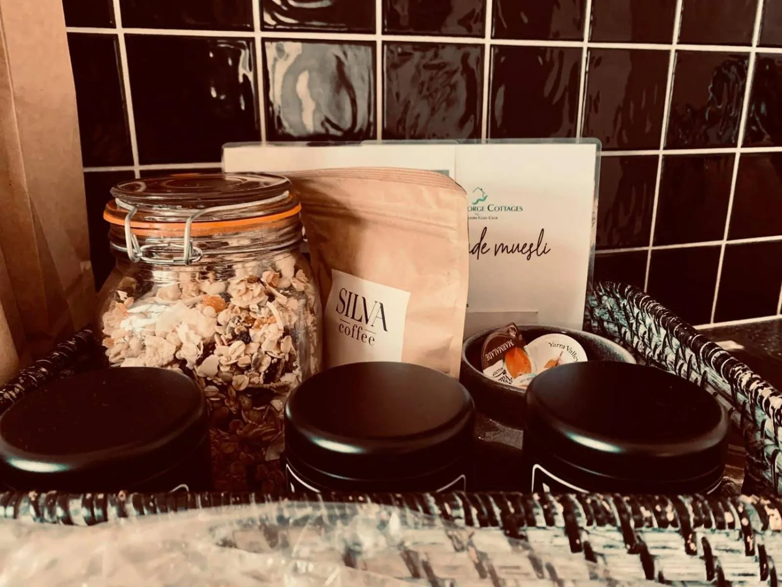 Breakfast in Yering Gorge Cottages