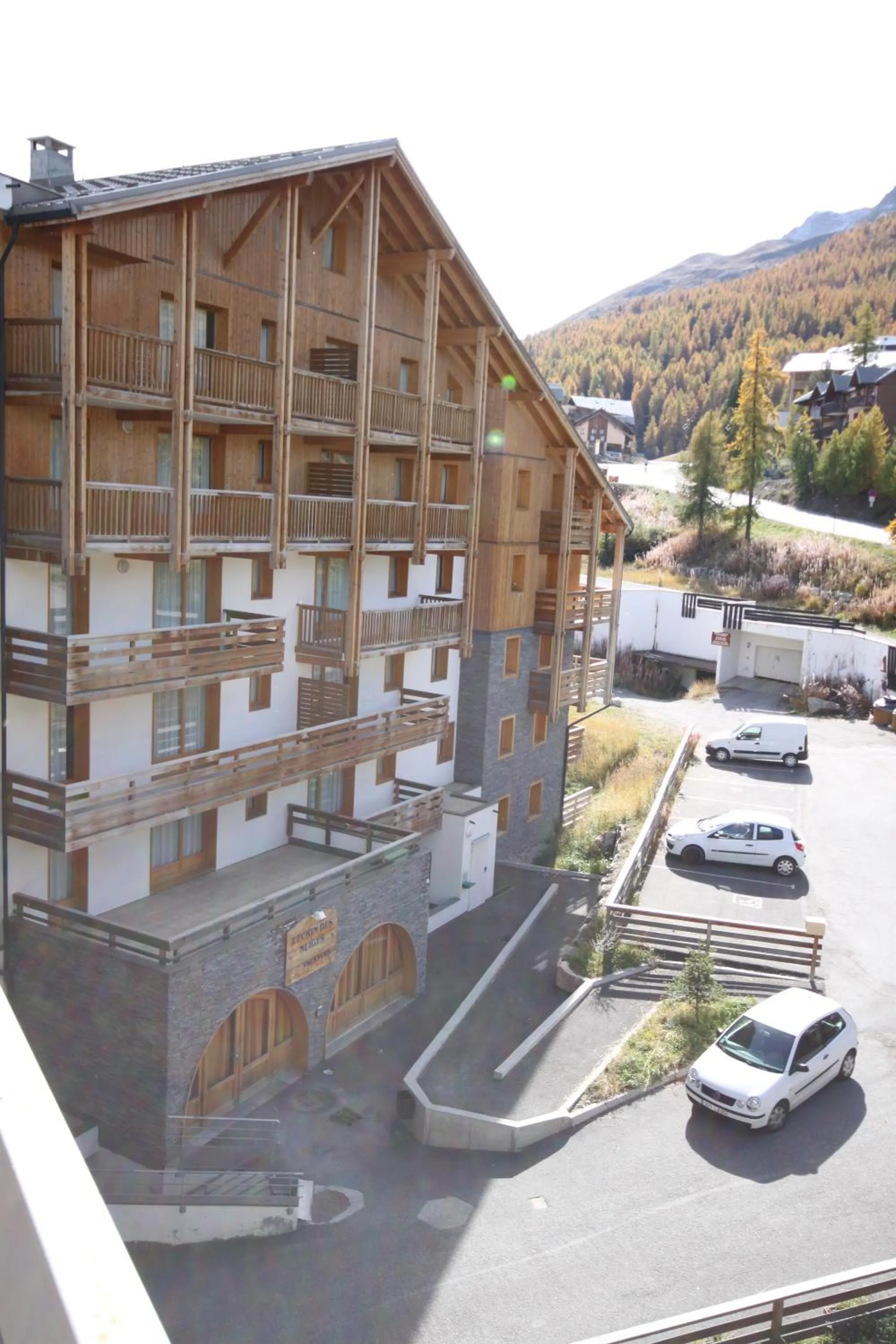 Property building in L'Ecrin des Neiges
