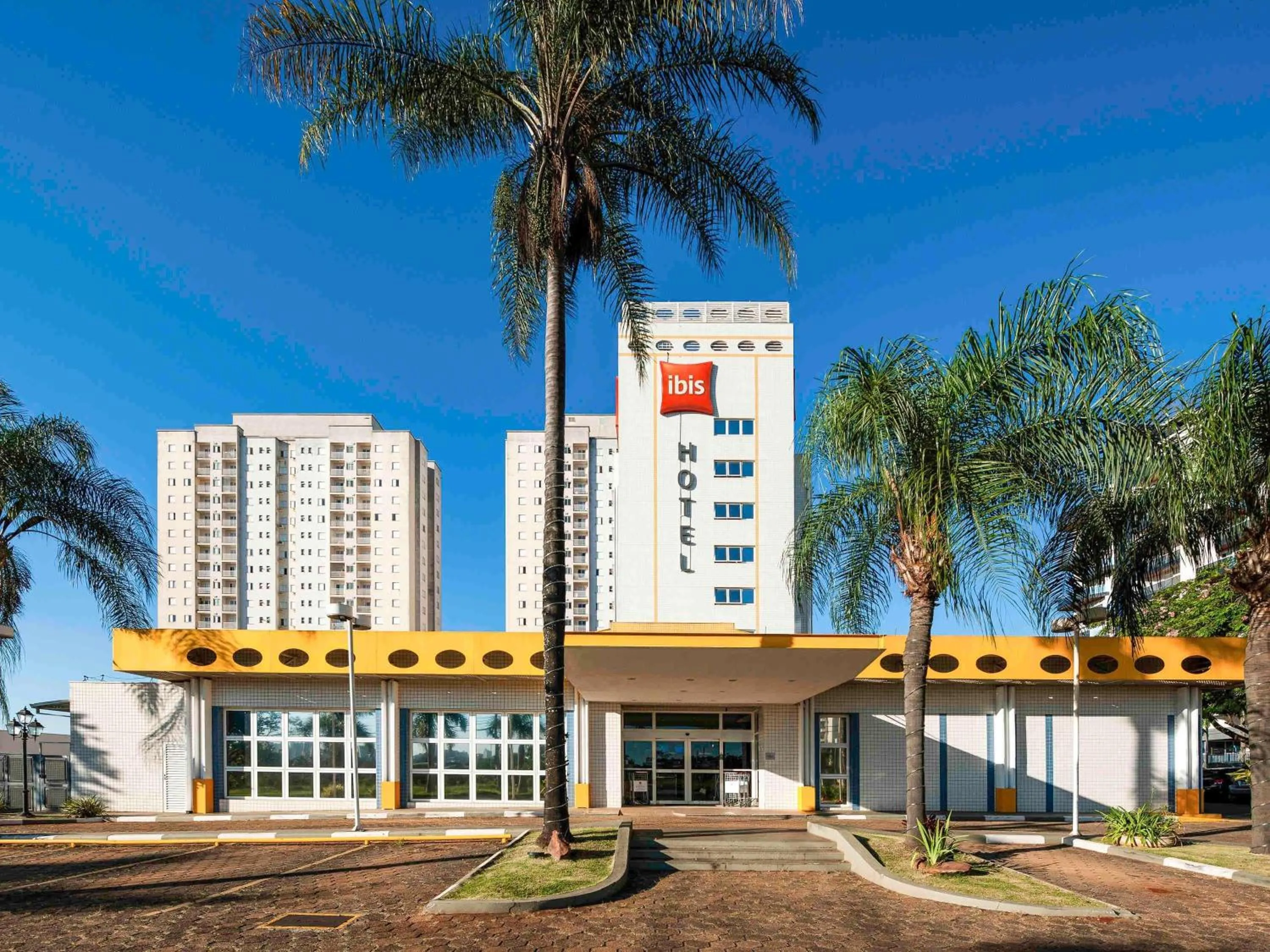 Property building in Ibis São Carlos