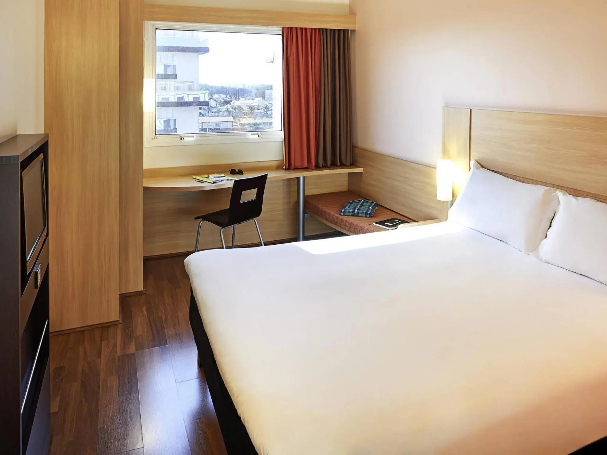 Standard Double Room in Ibis São Carlos Standard Double Room in Ibis São Carlos