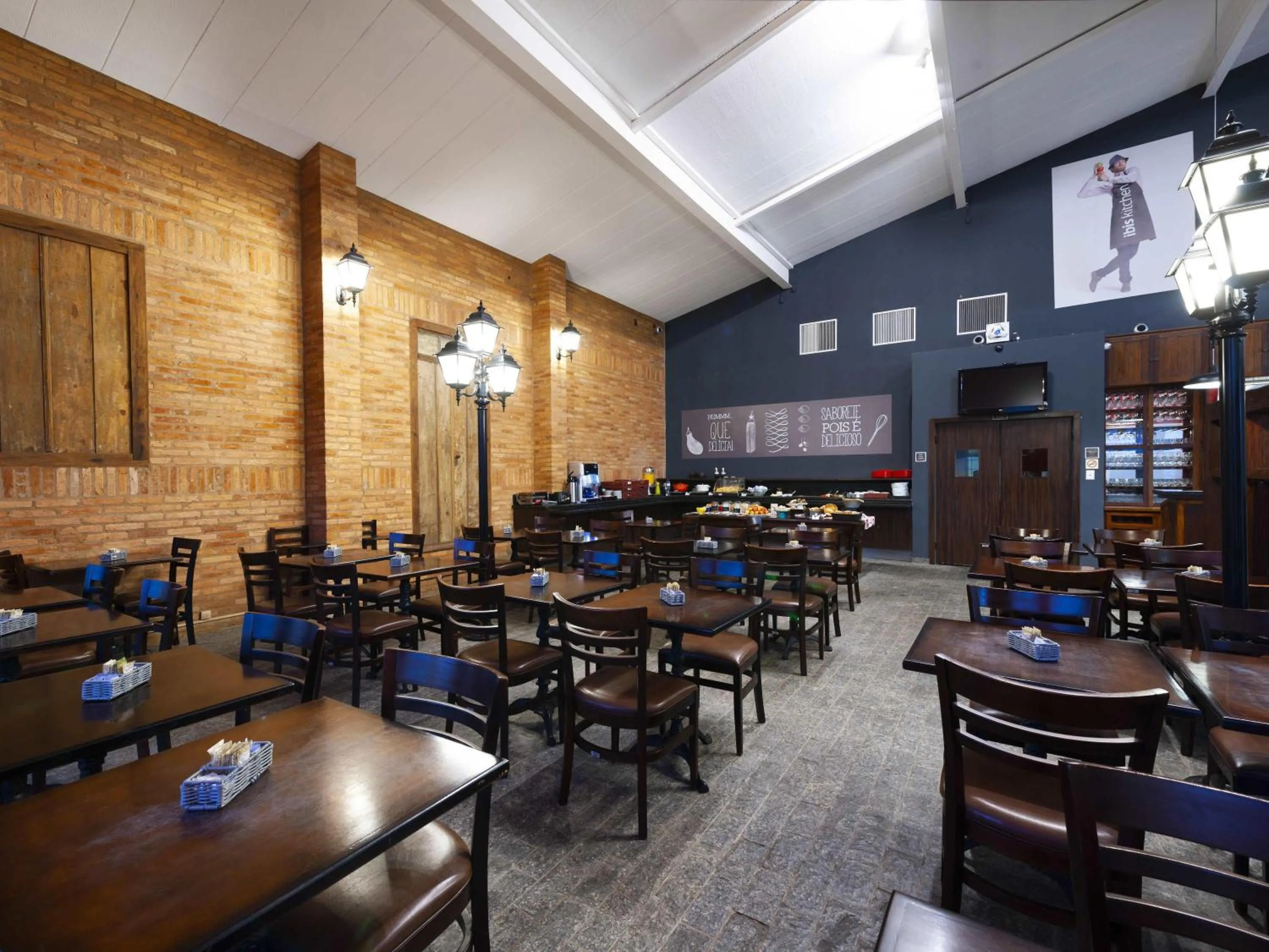 Restaurant/places to eat in Ibis São Carlos