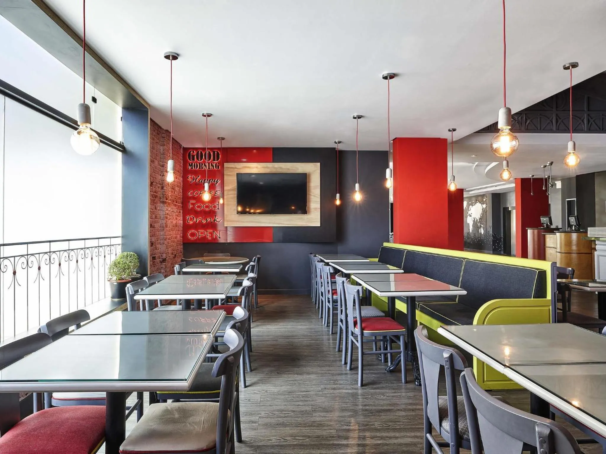 Restaurant/places to eat in ibis Taubate