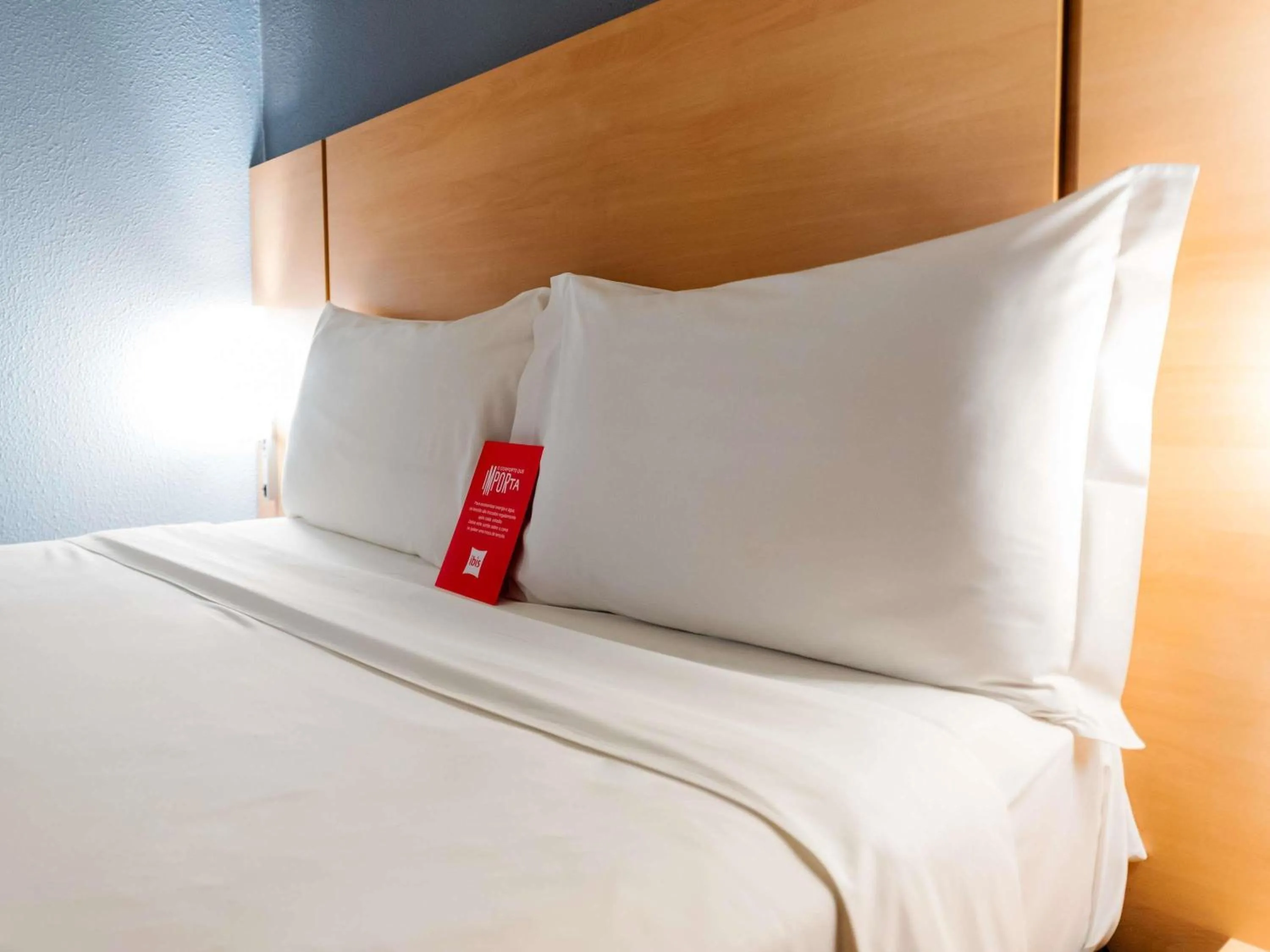 Bedroom, Bed in ibis Joinville