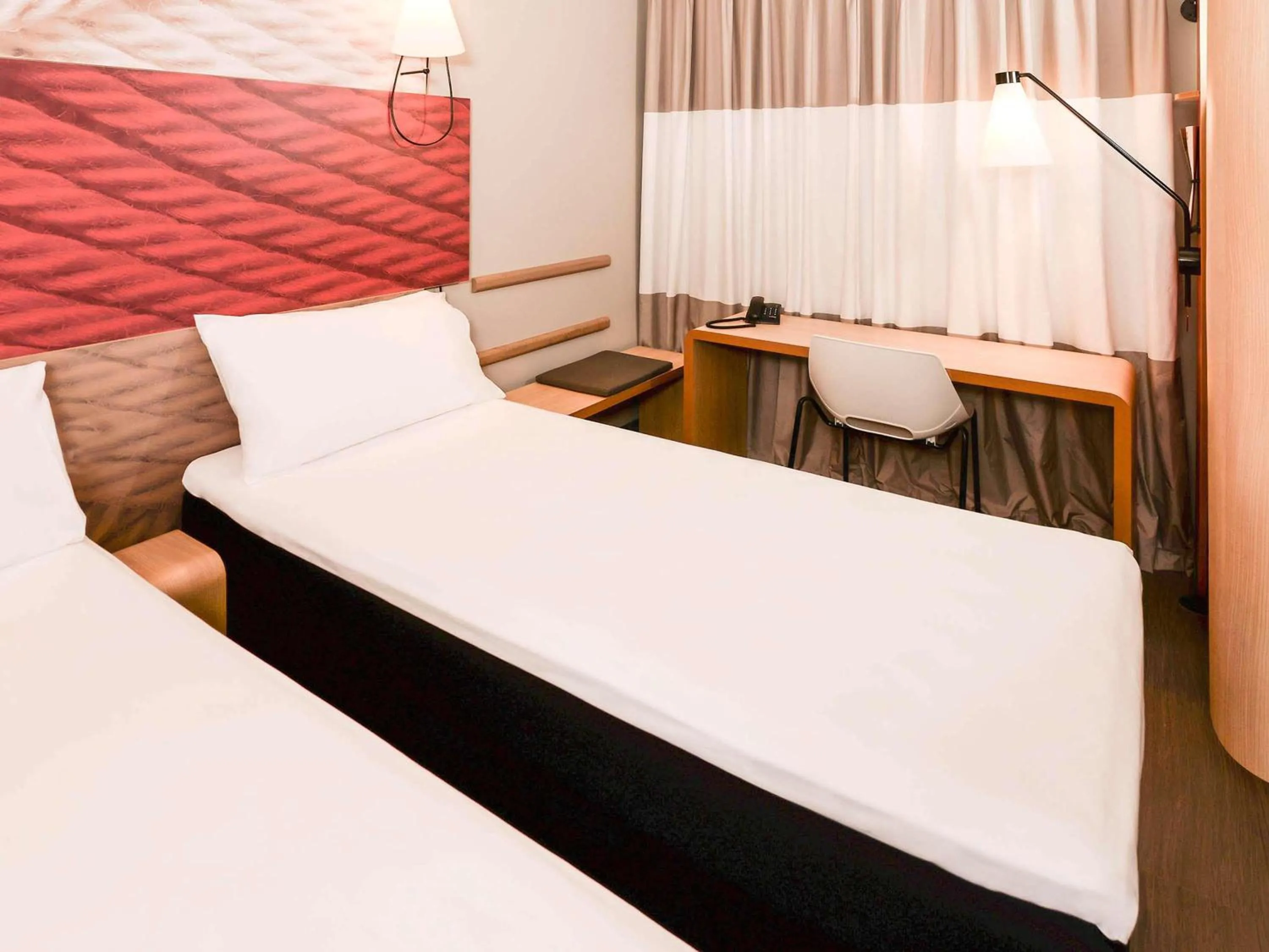 Bedroom, Bed in ibis Campo Grande