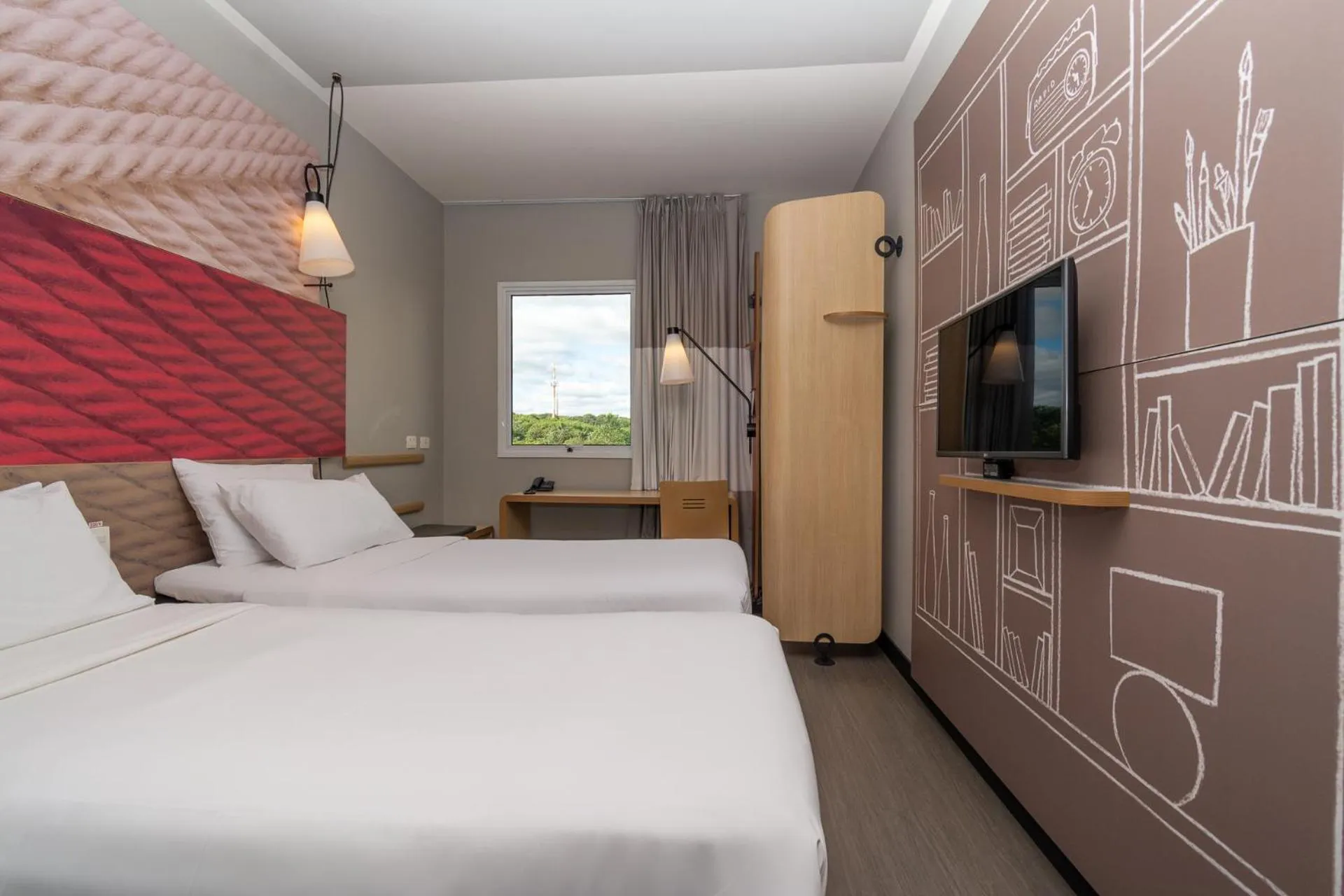 Bedroom, Bed in ibis Campo Grande