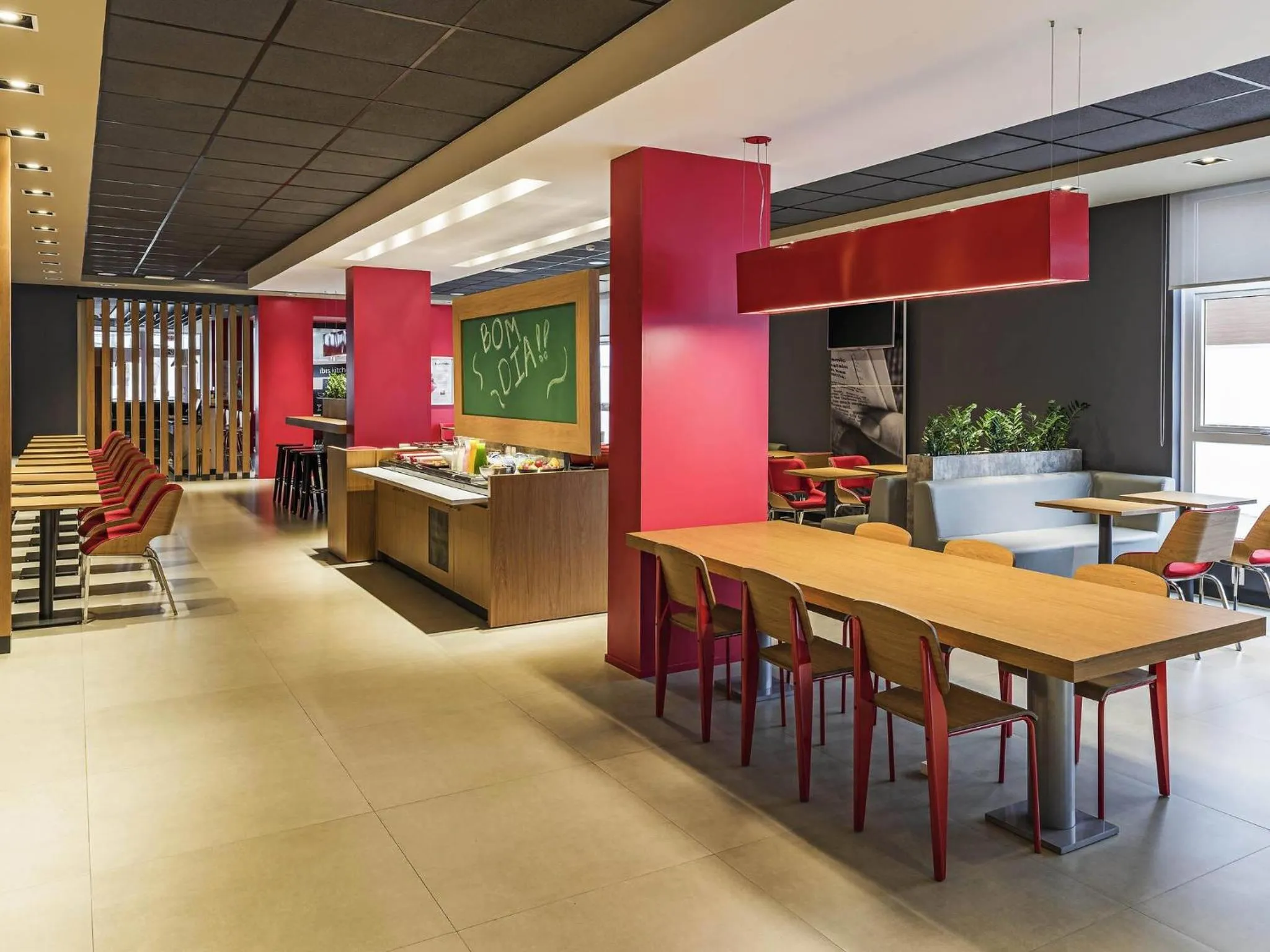 Restaurant/places to eat in ibis Chapeco