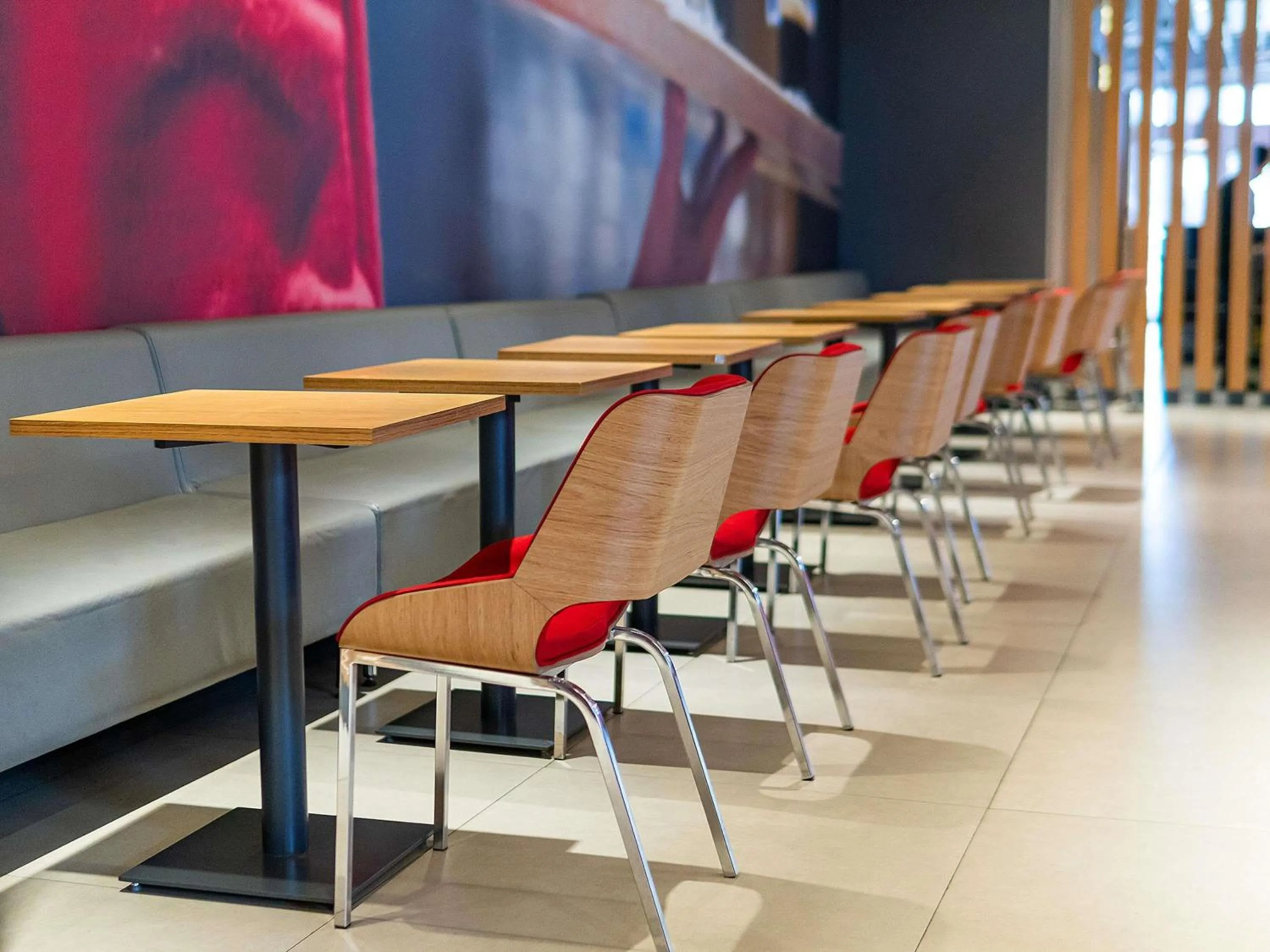 Restaurant/places to eat in ibis Chapeco