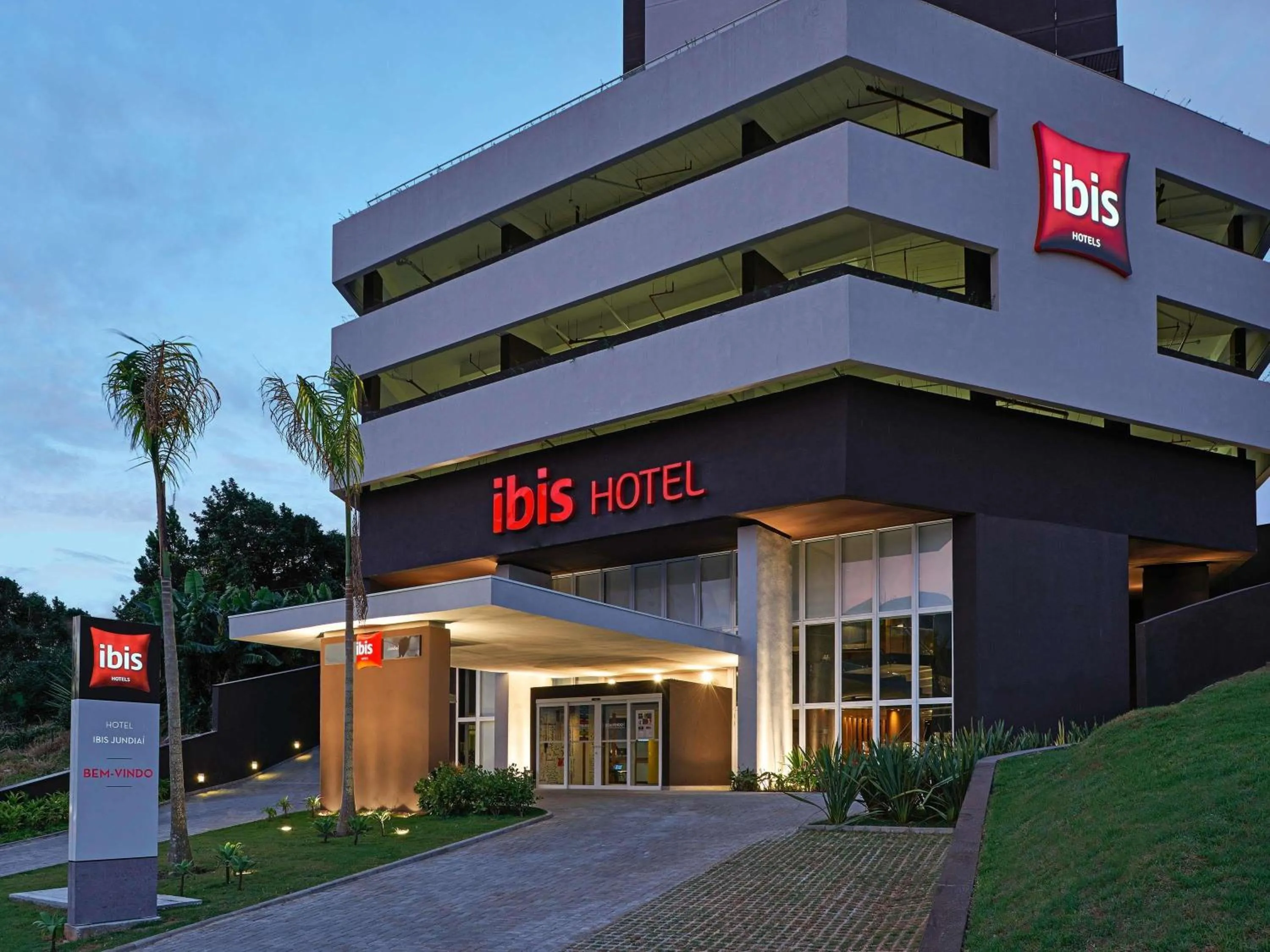 Meeting/conference room in ibis Jundiai Shopping