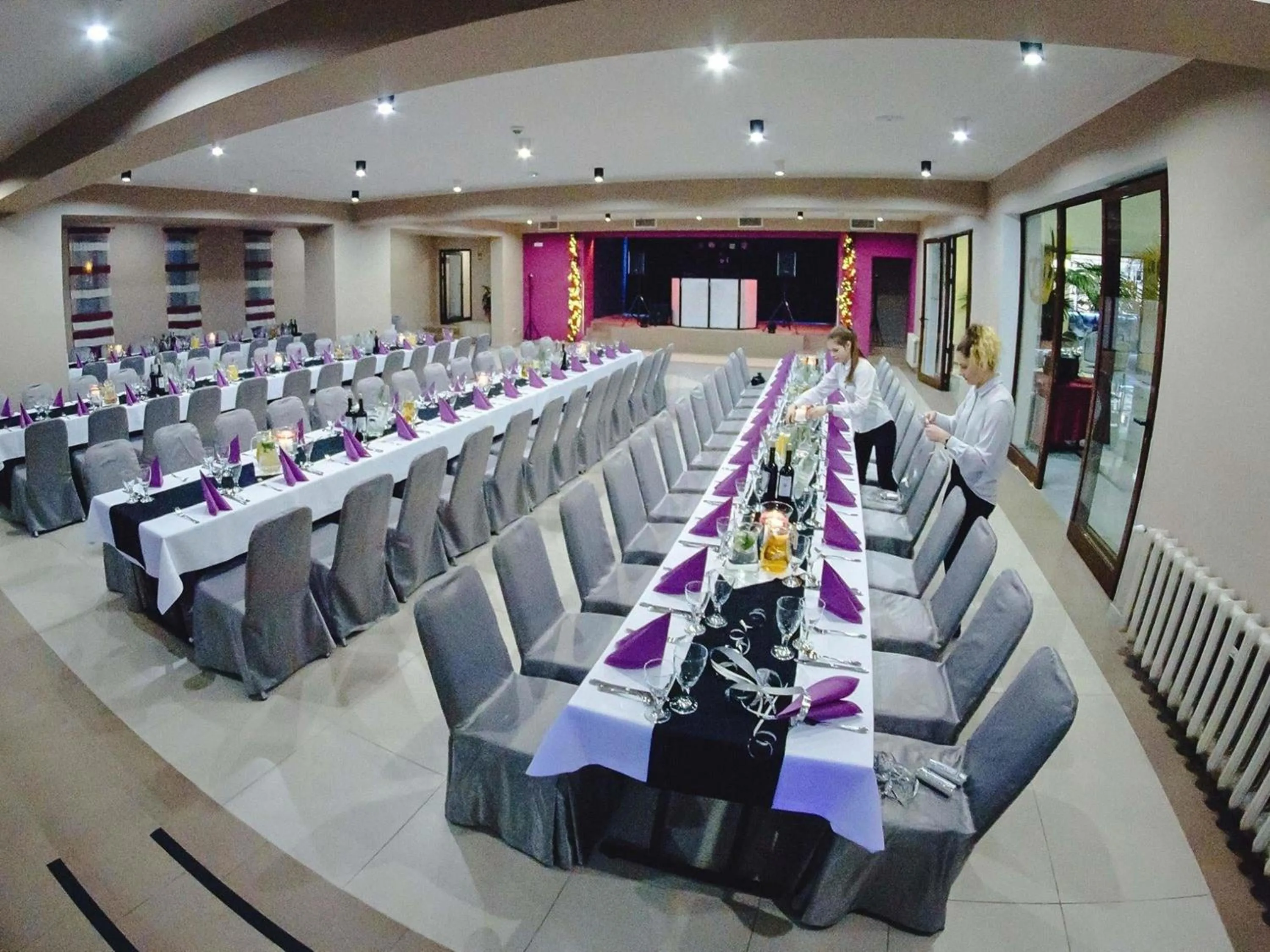 wedding in Ibis Styles Gniezno Stare Miasto