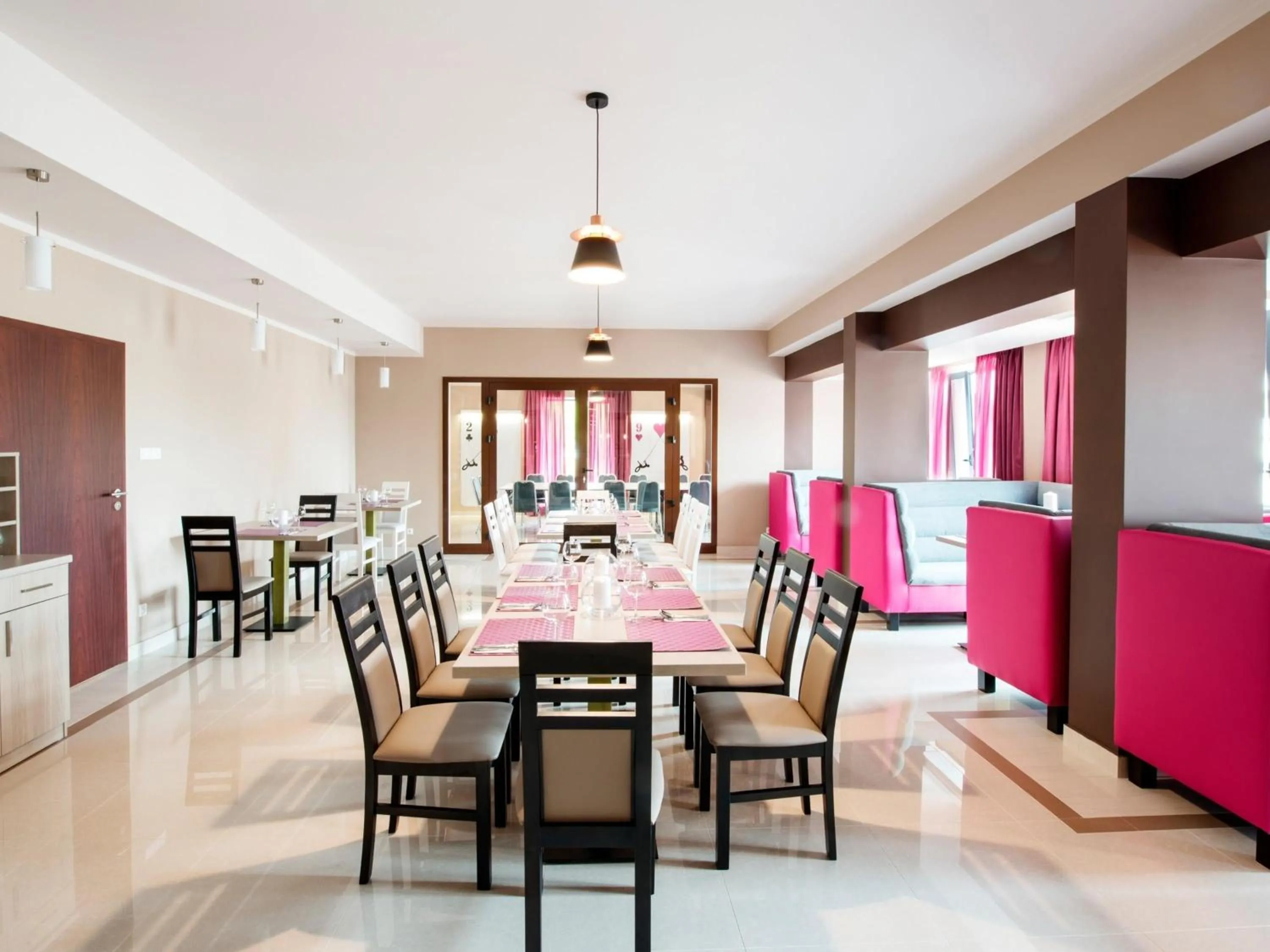 Restaurant/places to eat in Ibis Styles Gniezno Stare Miasto
