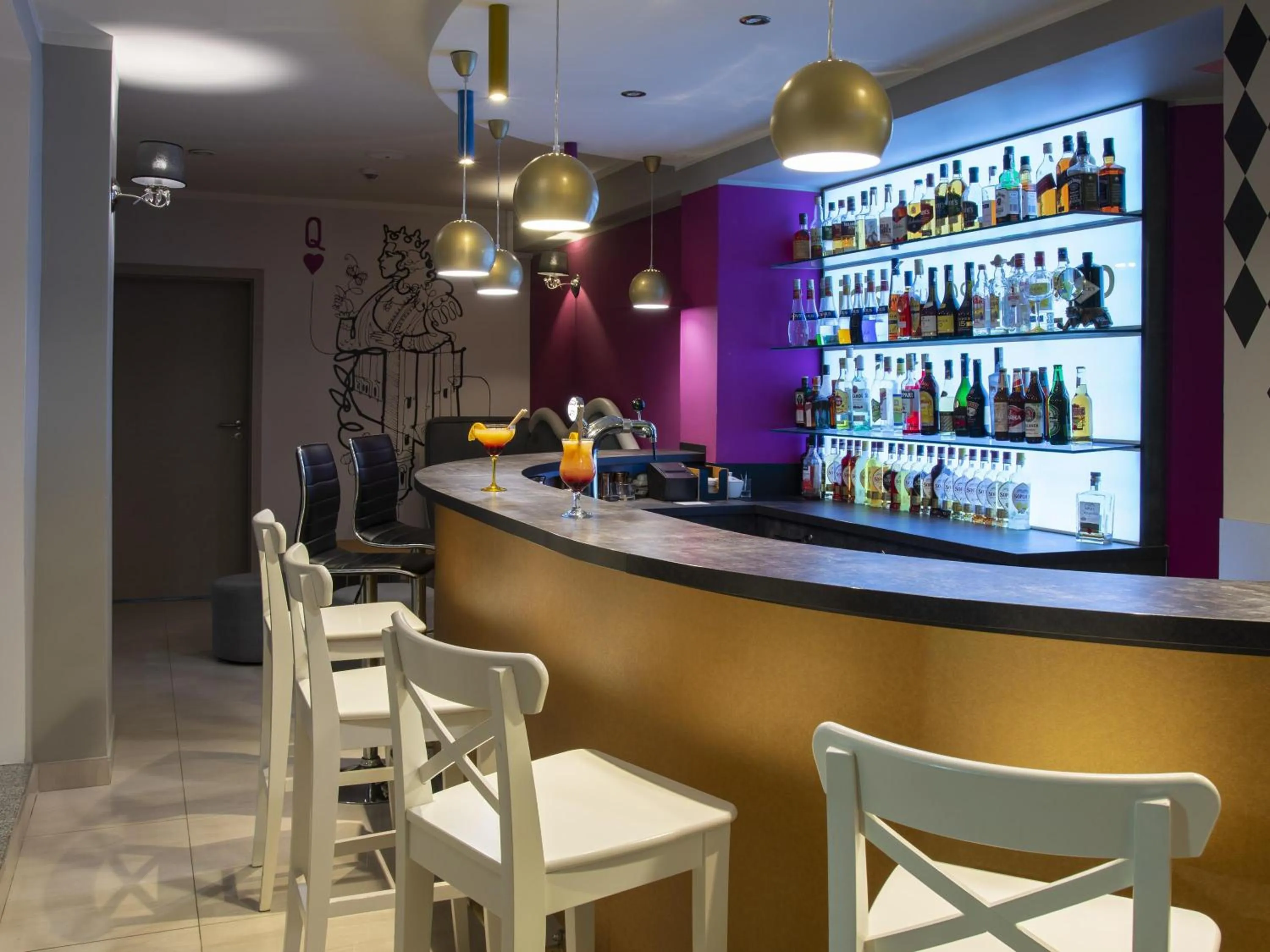 Lounge or bar in Ibis Styles Gniezno Stare Miasto