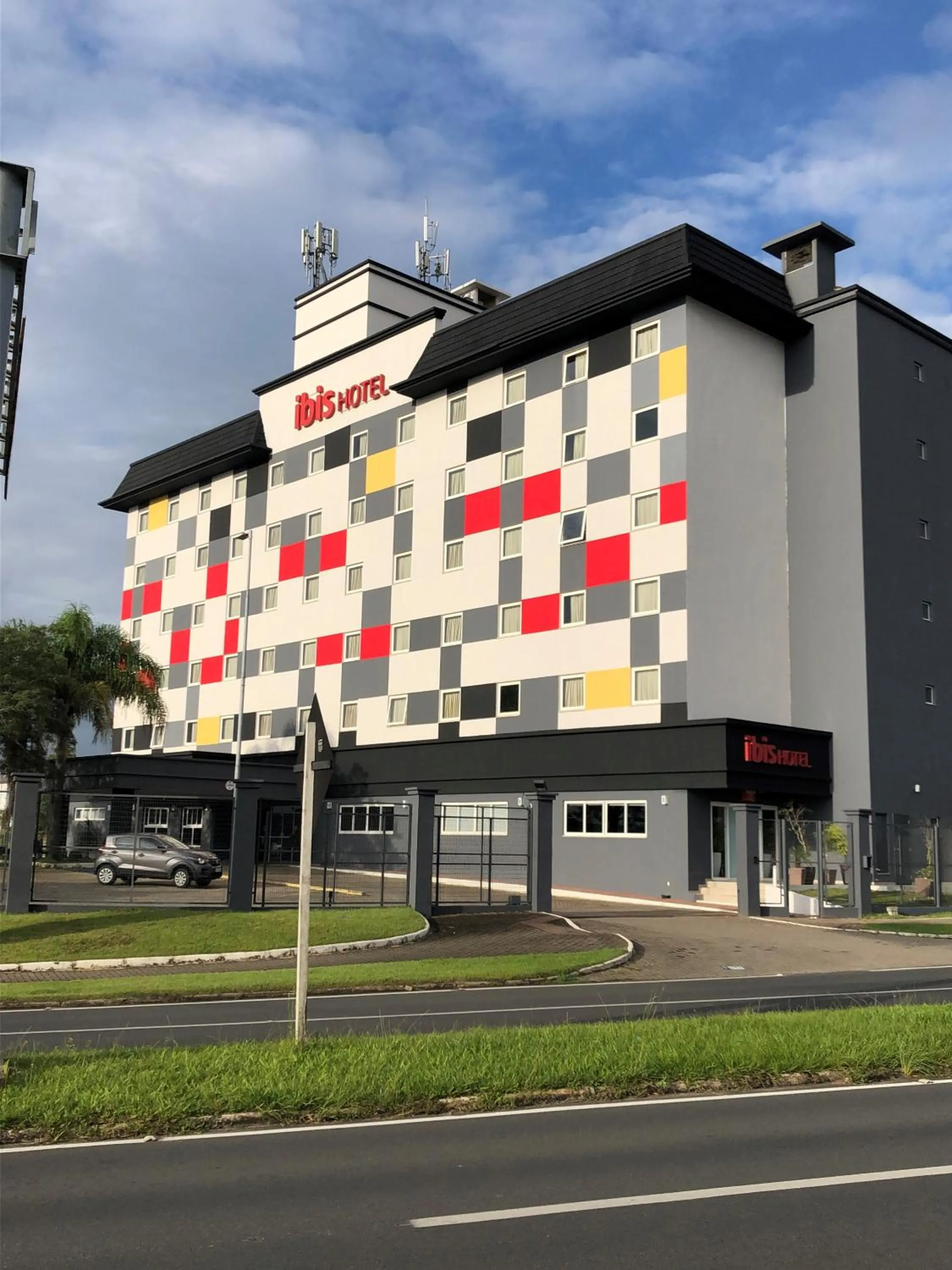 Property building in ibis Criciuma