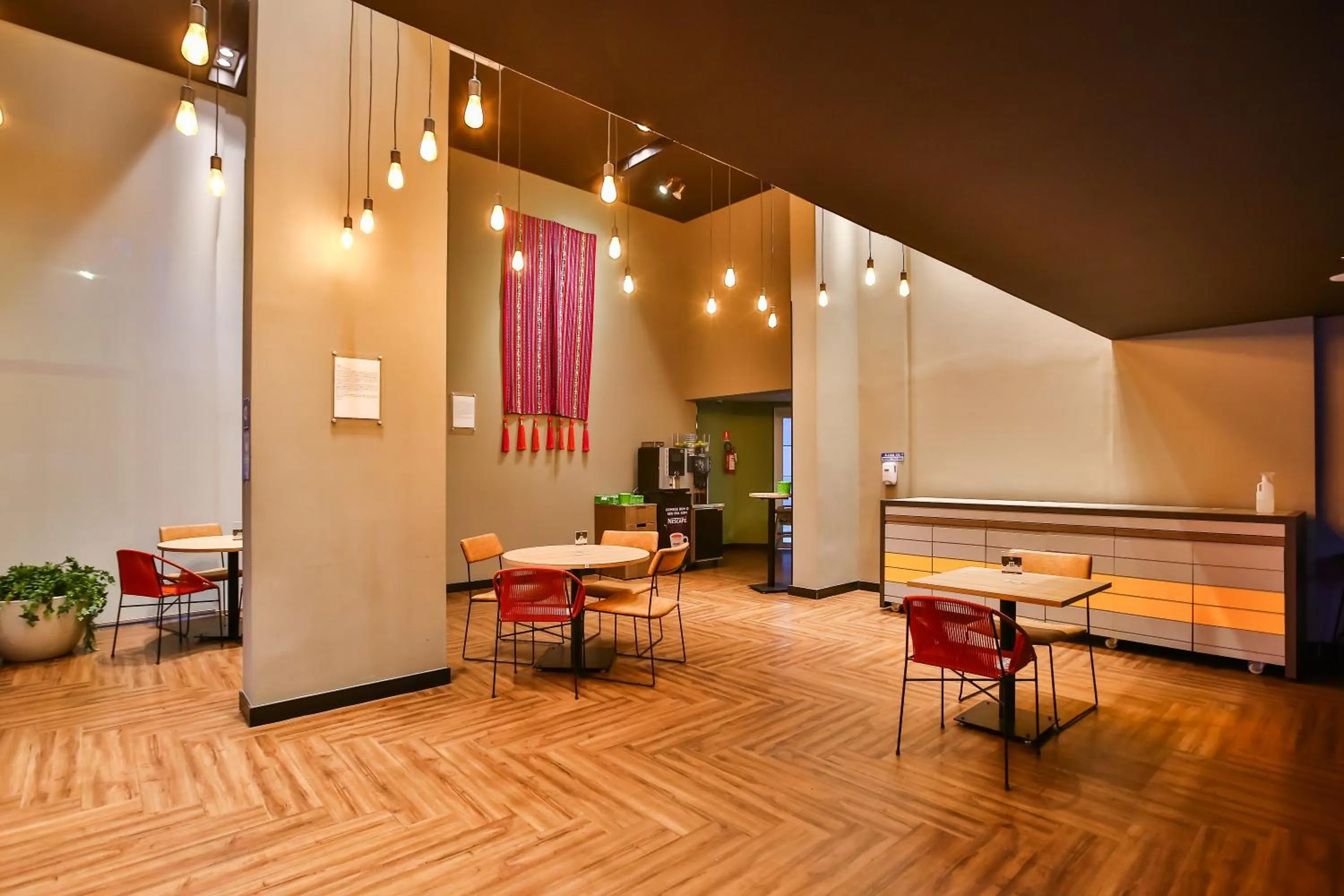 Restaurant/places to eat in ibis Styles Sao Paulo Barra Funda