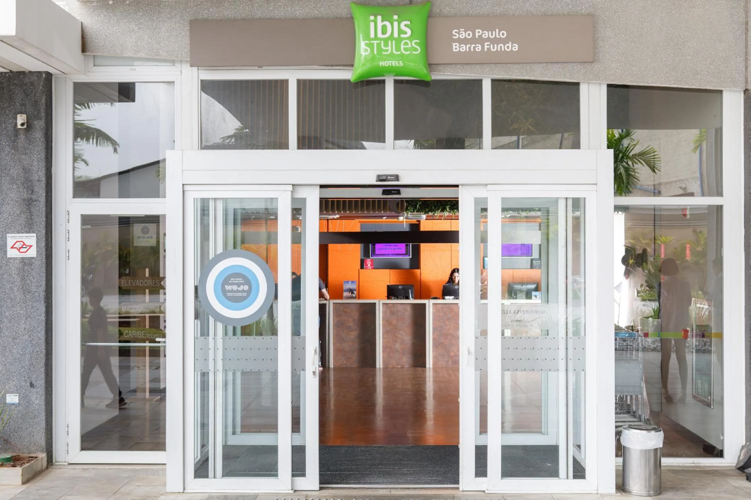 Logo/Certificate/Sign in ibis Styles Sao Paulo Barra Funda