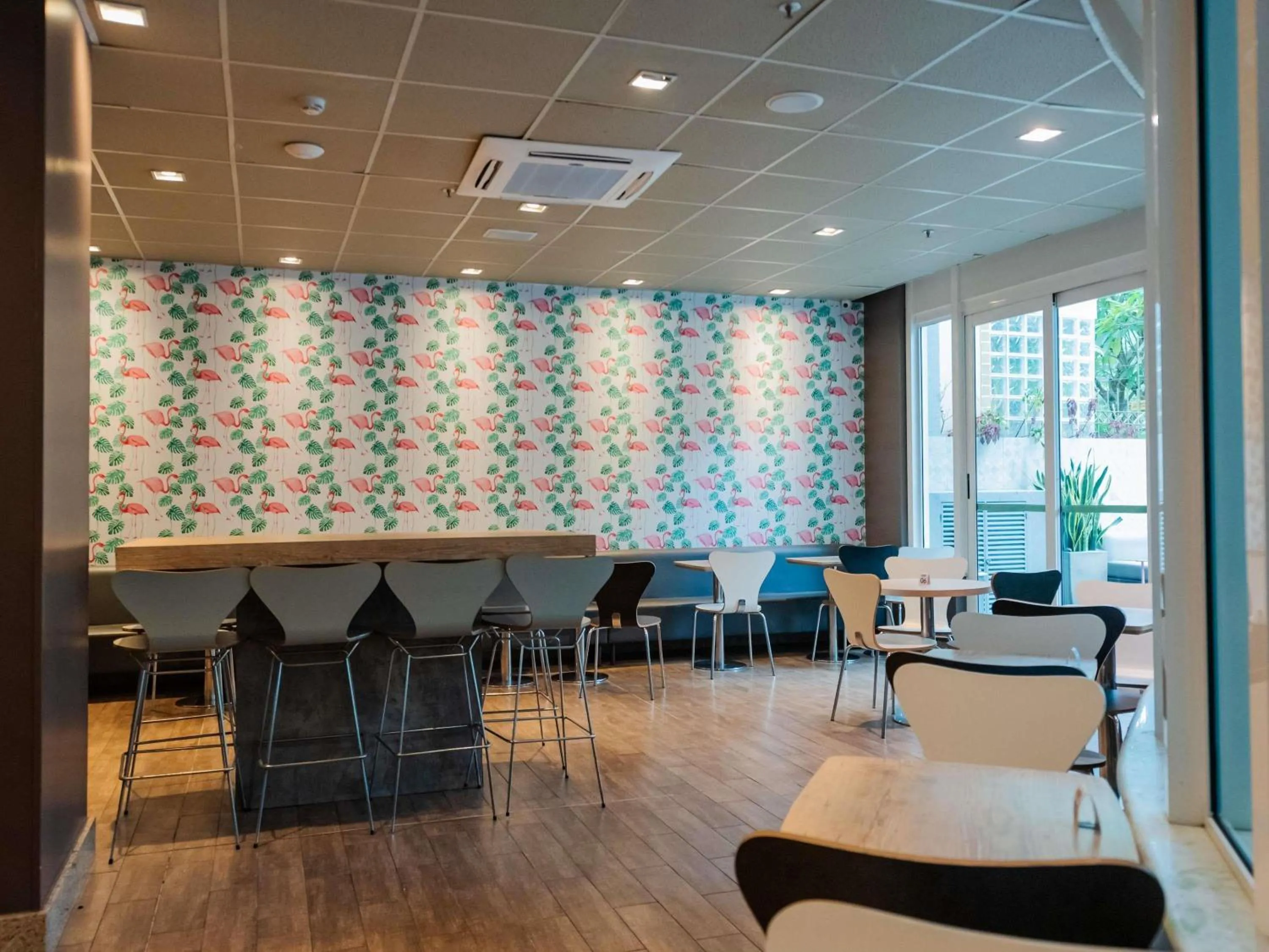 Property building in ibis Porto Alegre Moinhos de Vento