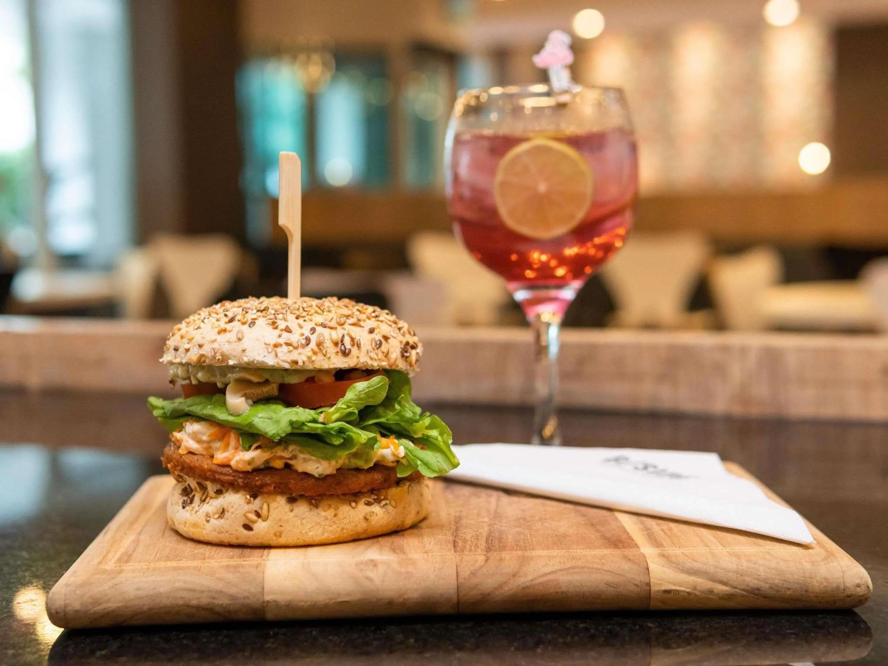 Lounge or bar in ibis Porto Alegre Moinhos de Vento