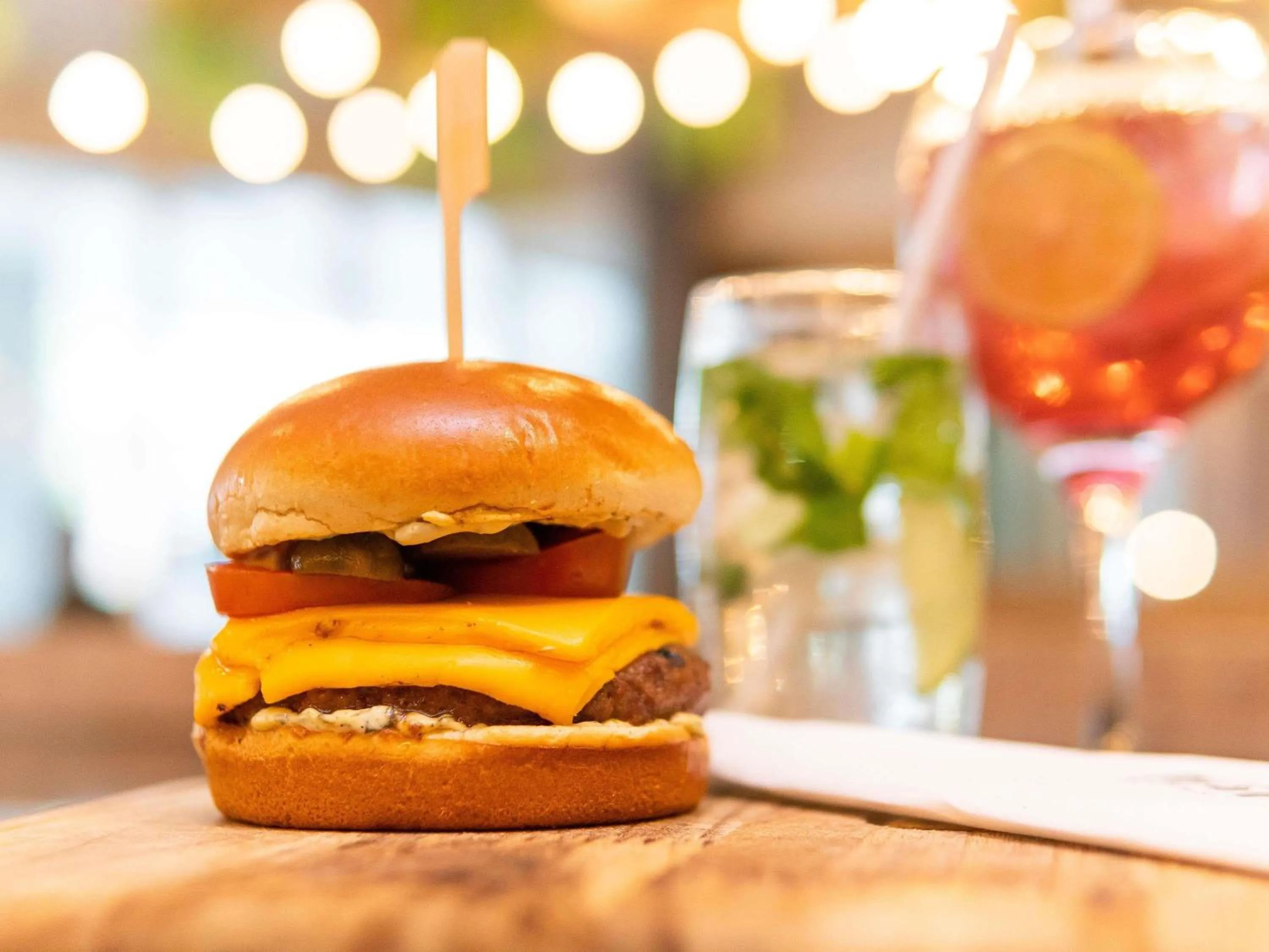 Lounge or bar in ibis Porto Alegre Moinhos de Vento