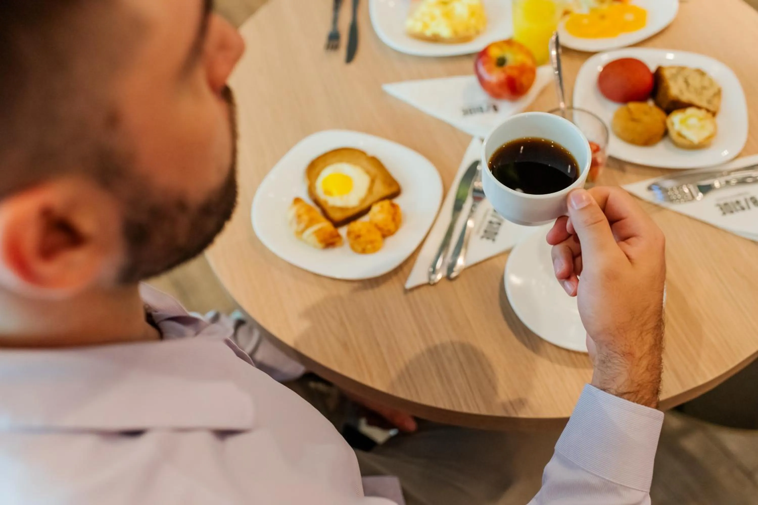 Breakfast in ibis Porto Alegre Moinhos de Vento