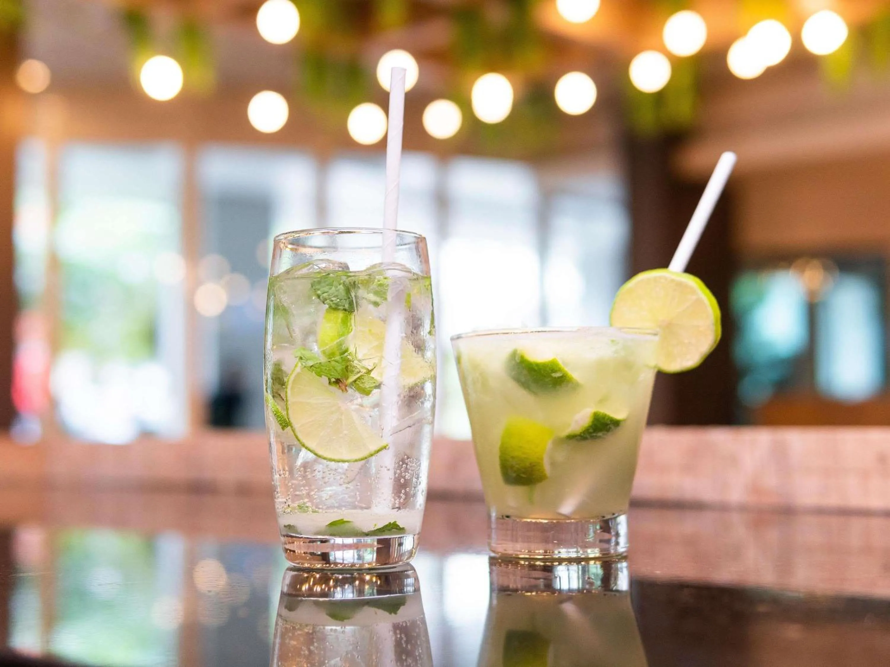 Lounge or bar in ibis Porto Alegre Moinhos de Vento